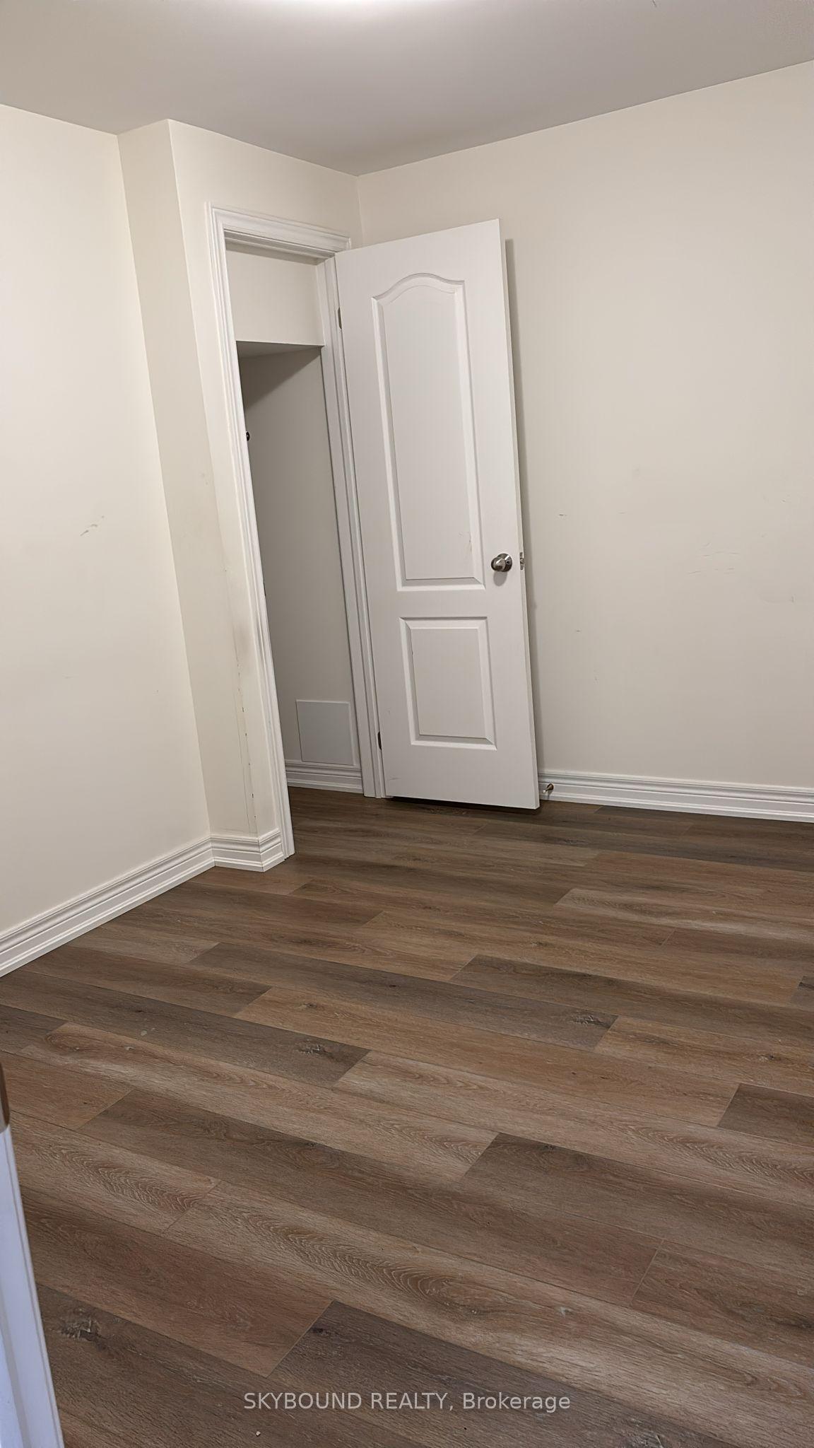 87 Campwood Crescent Bsmt #Bsmt — photo 1