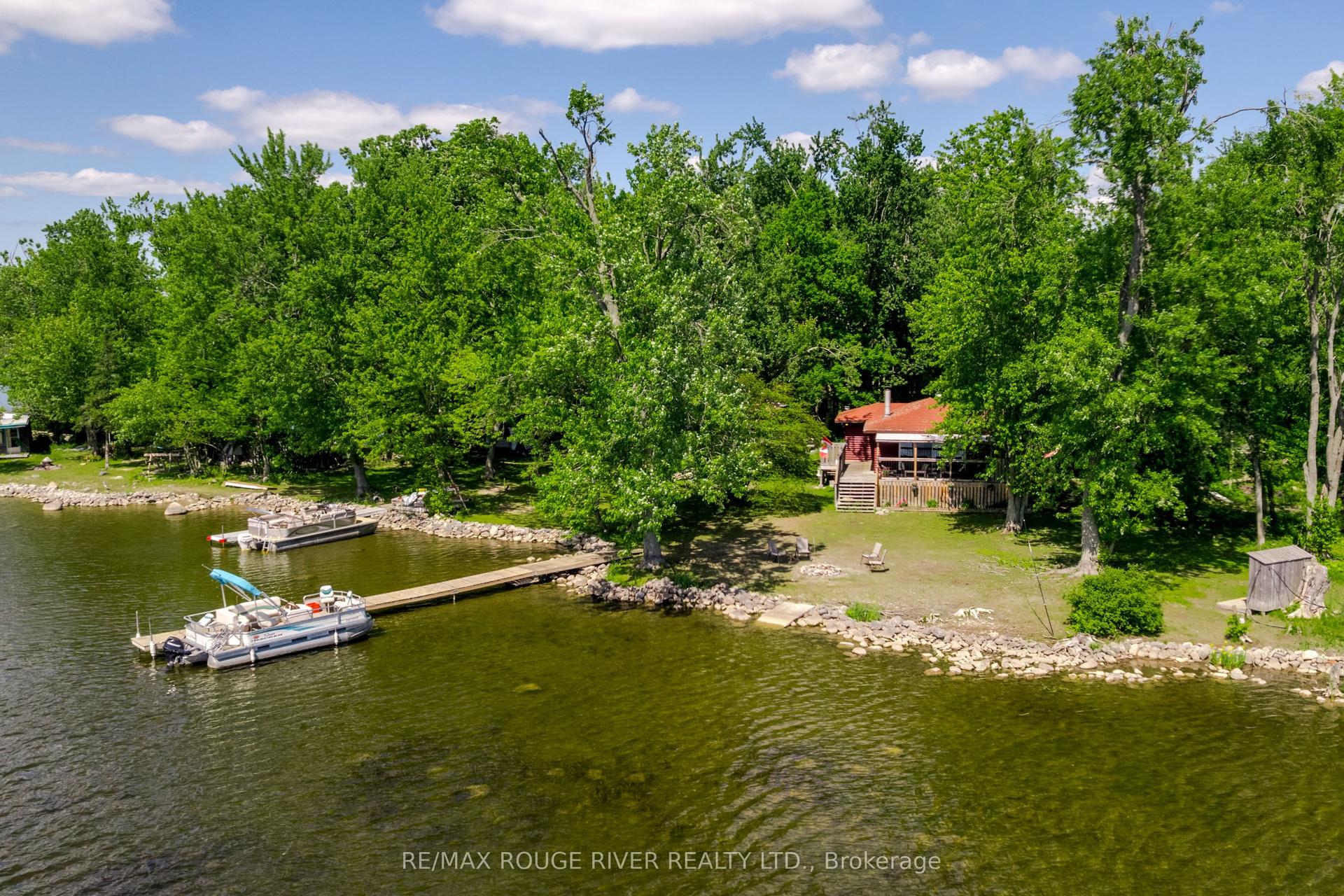 8 Huycke's Island — photo 1
