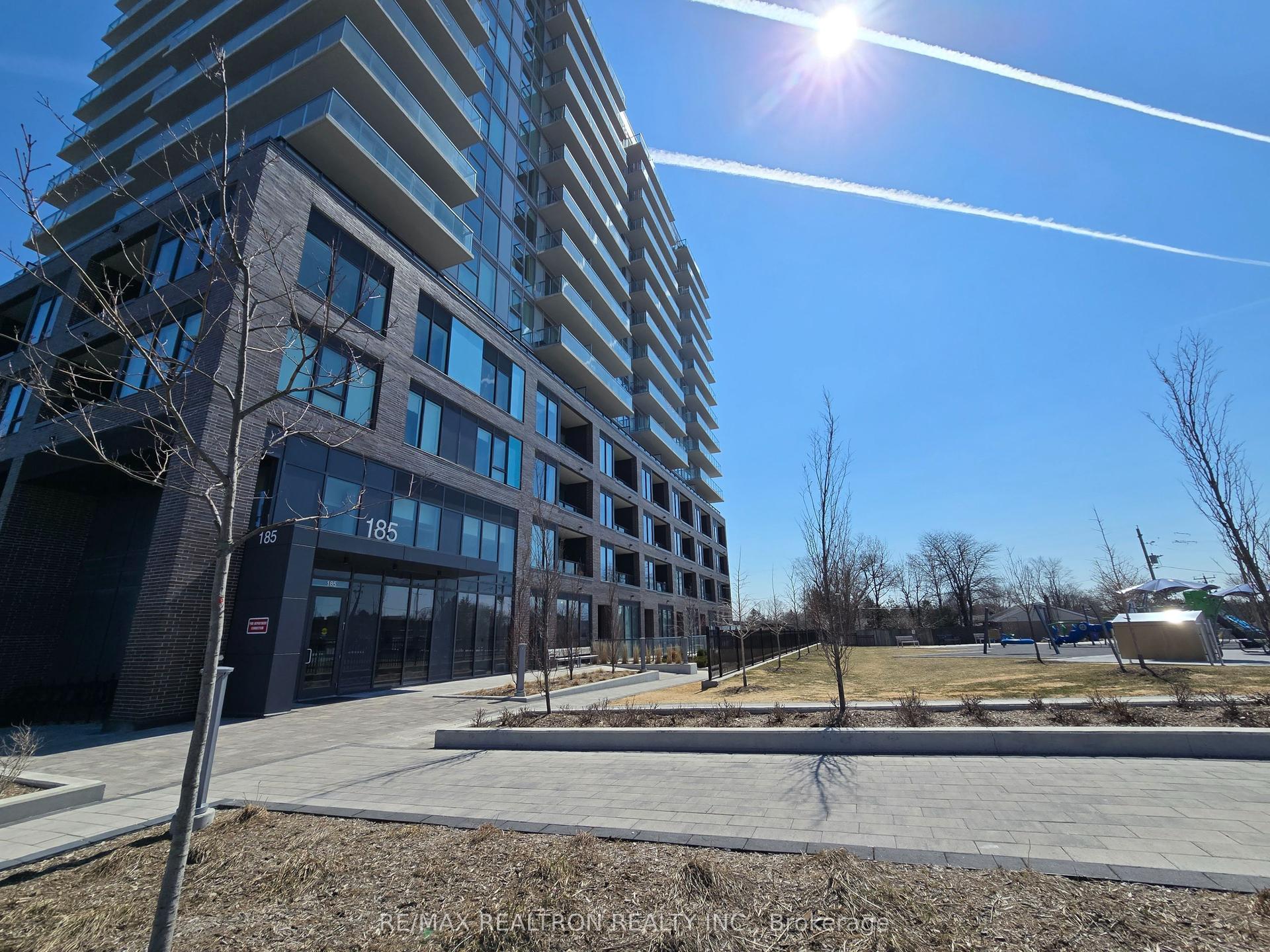 185 Deerfield Road 301 #301 — photo 1