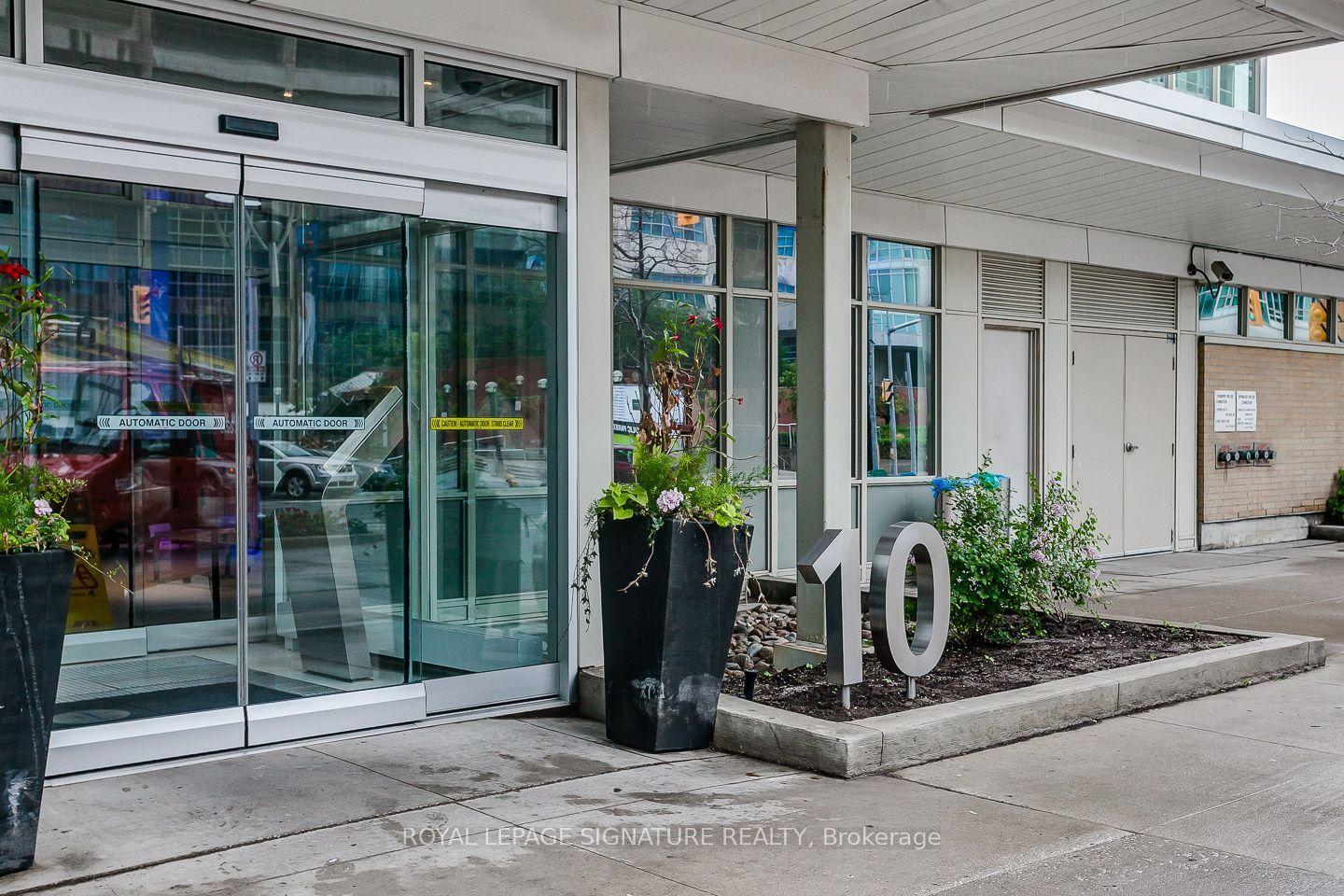 10 Navy Wharf Court 1212 #1212, Toronto — Condo for lease, photo 1