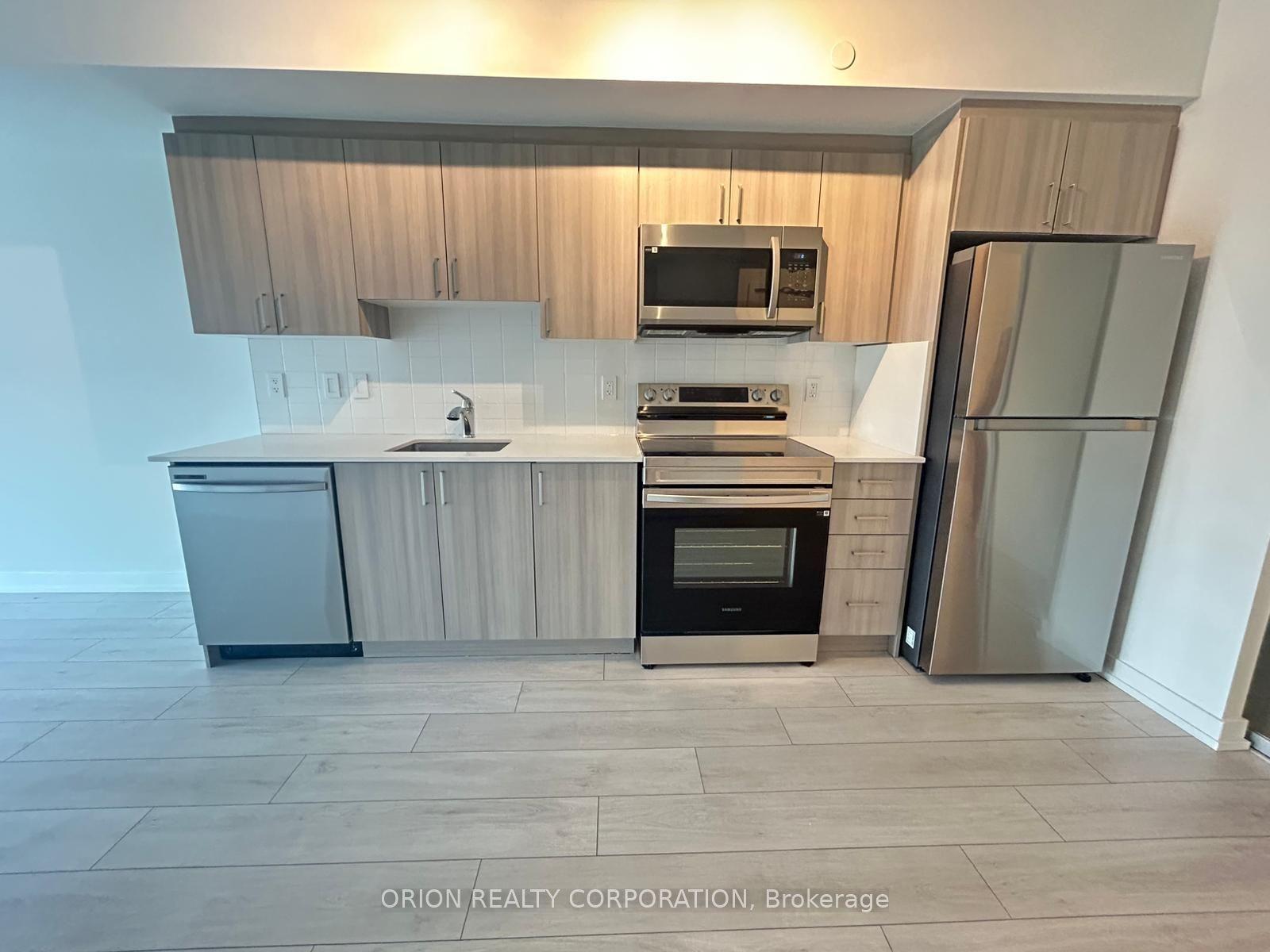 556 Marlee Avenue 402 #402, Toronto — Condo for lease, photo 1