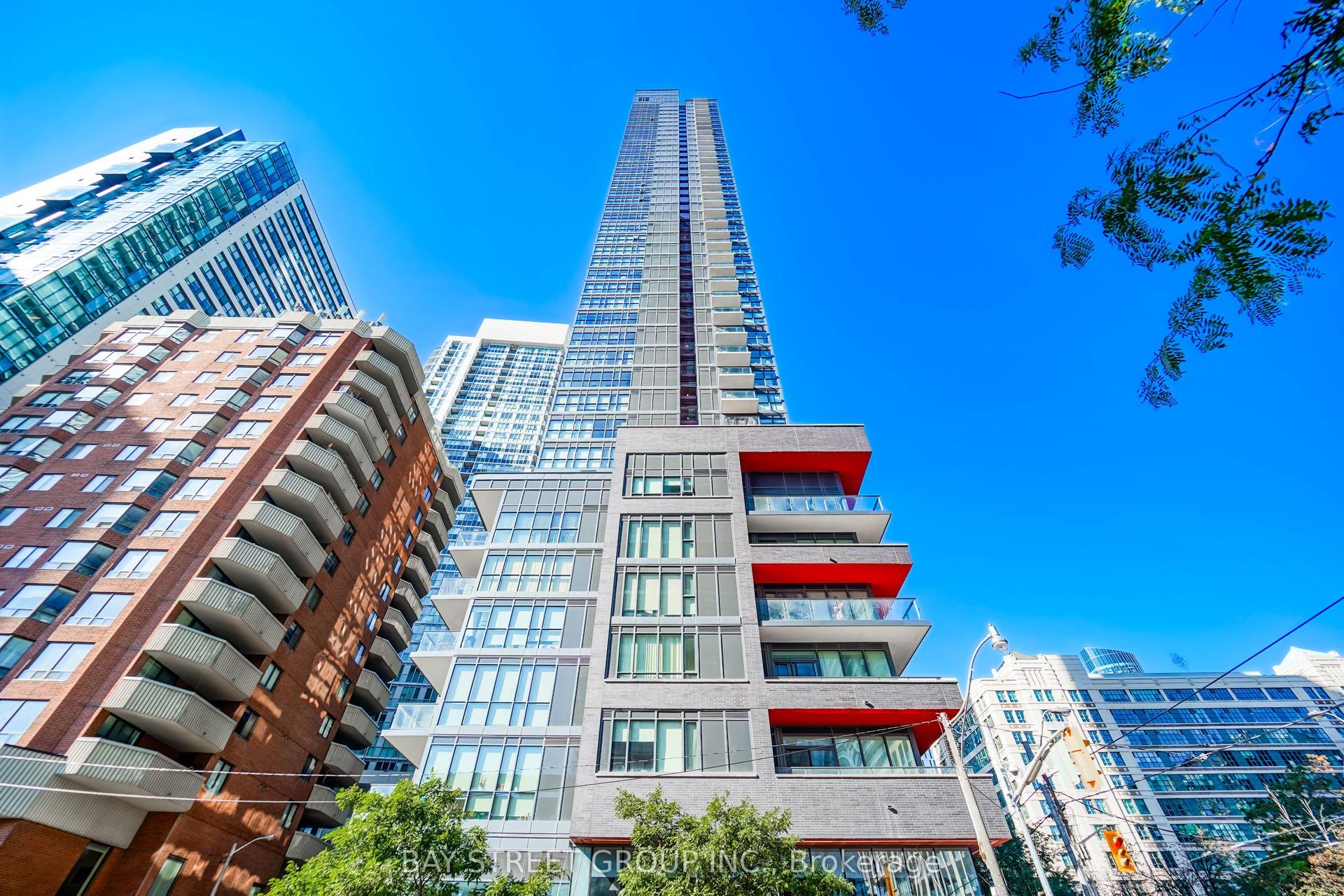 159 Dundas Street E 4302 #4302, Toronto — Condo for lease, photo 1