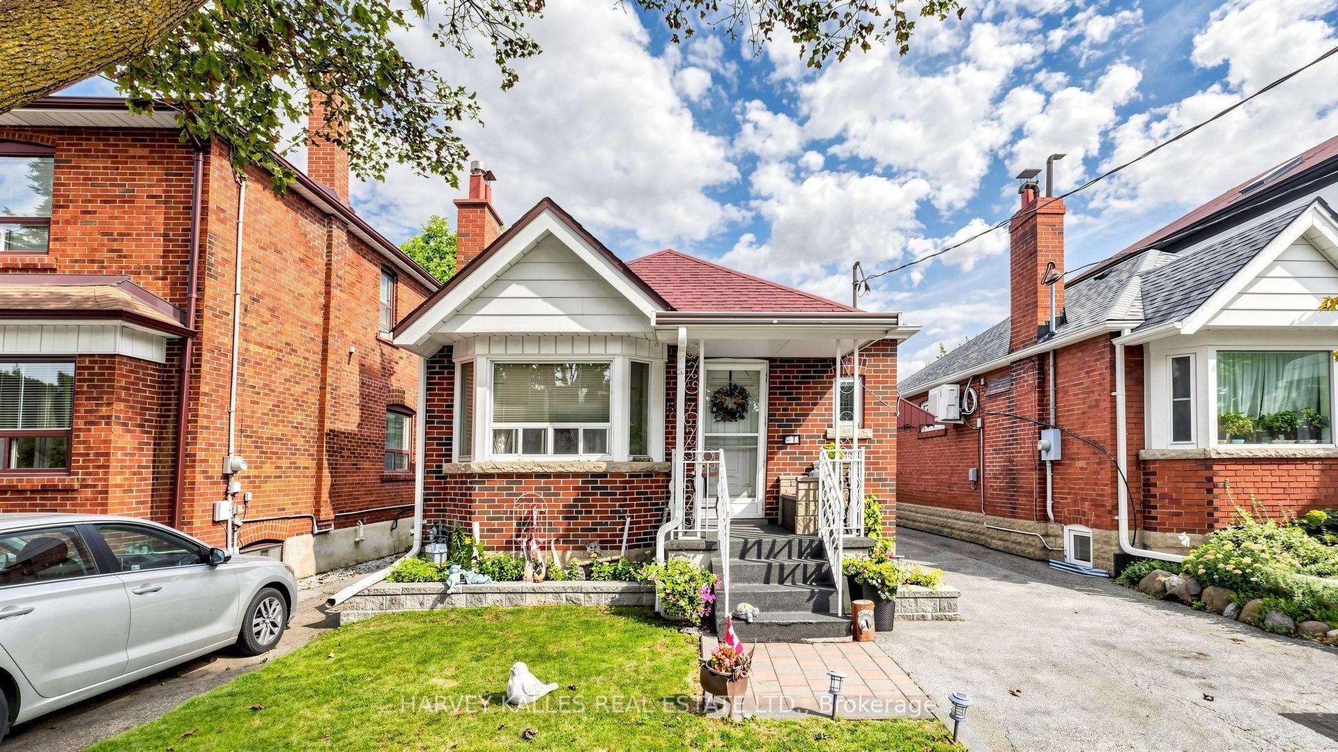 507 Atlas Avenue, Toronto — Detached for sale, photo 1