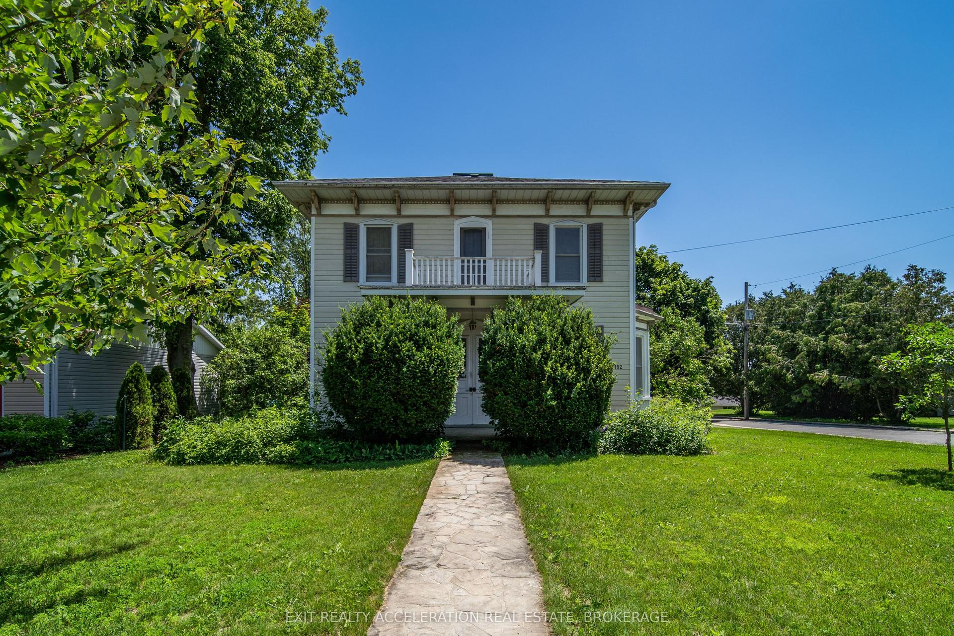 182 Water Street W, Greater Napanee — Detached for sale, photo 1