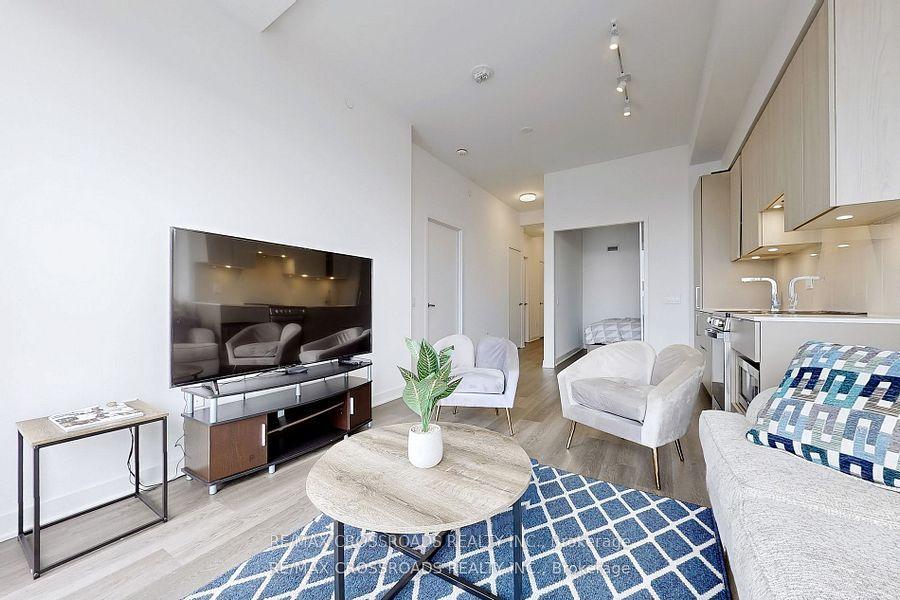 3900 Confederation Parkway 5804 #5804, Mississauga — Condo for lease, photo 1