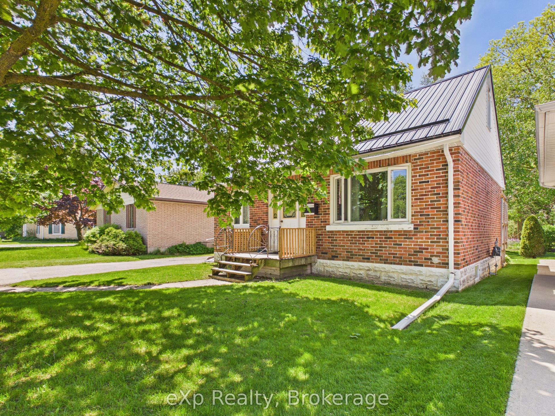 419 Colborne Street — photo 1