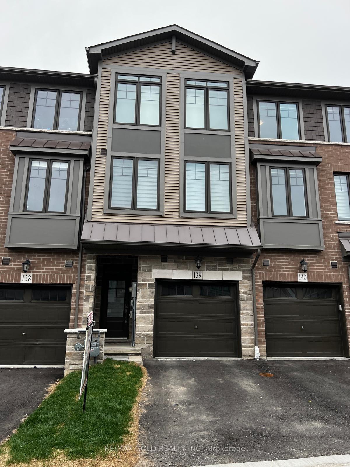 10 Birmingham Drive 139 #139, Cambridge — Townhouse for lease, photo 1