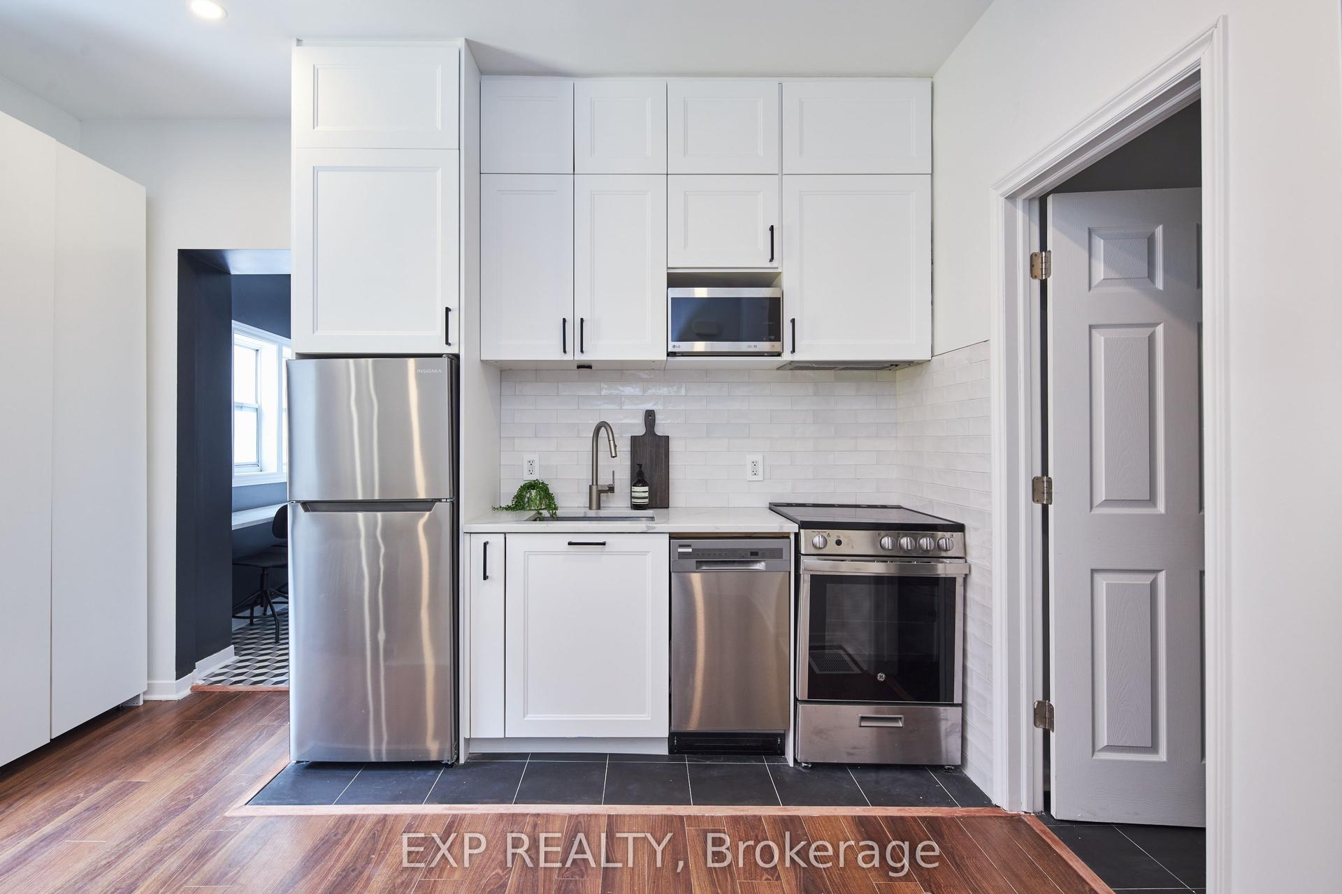 331 Catherine Street — photo 1