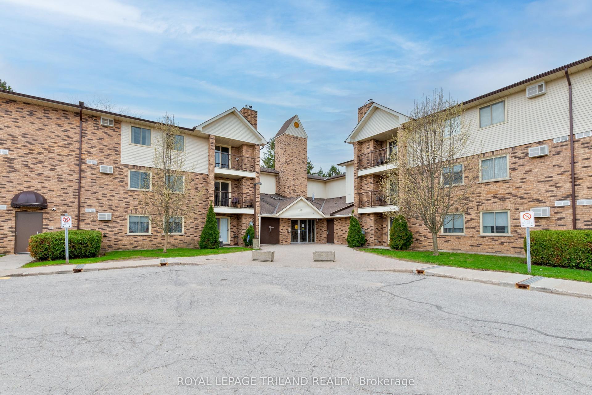 440 Welington Street 123 #123 — photo 1