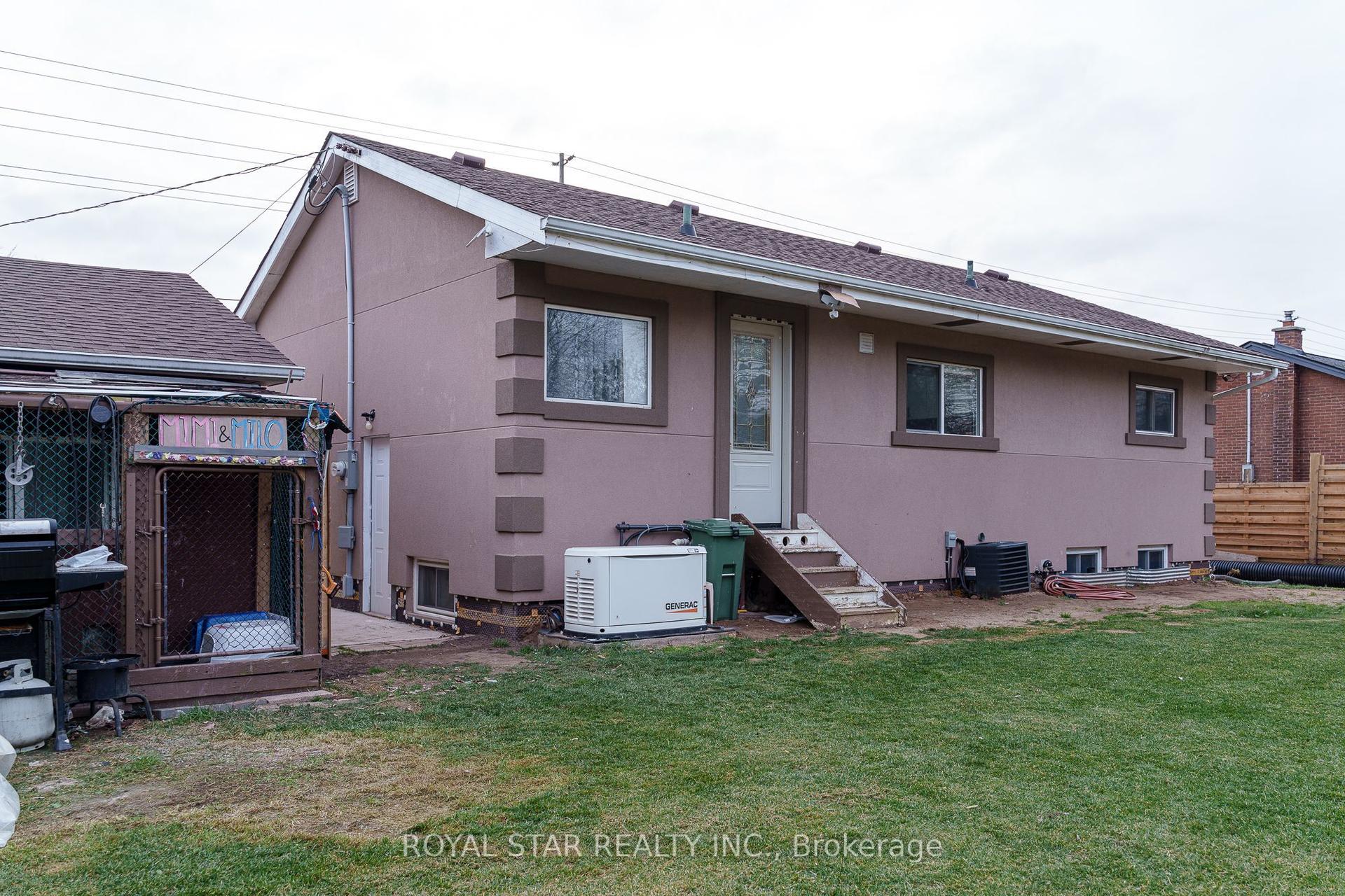 6540 Twenty Road E — photo 1