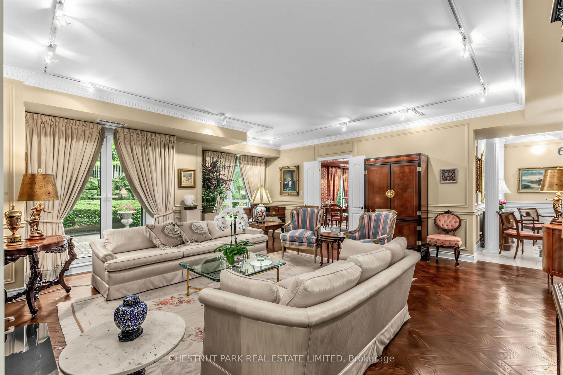 11 William Carson Crescent 102 #102, Toronto — Condo for sale, photo 1