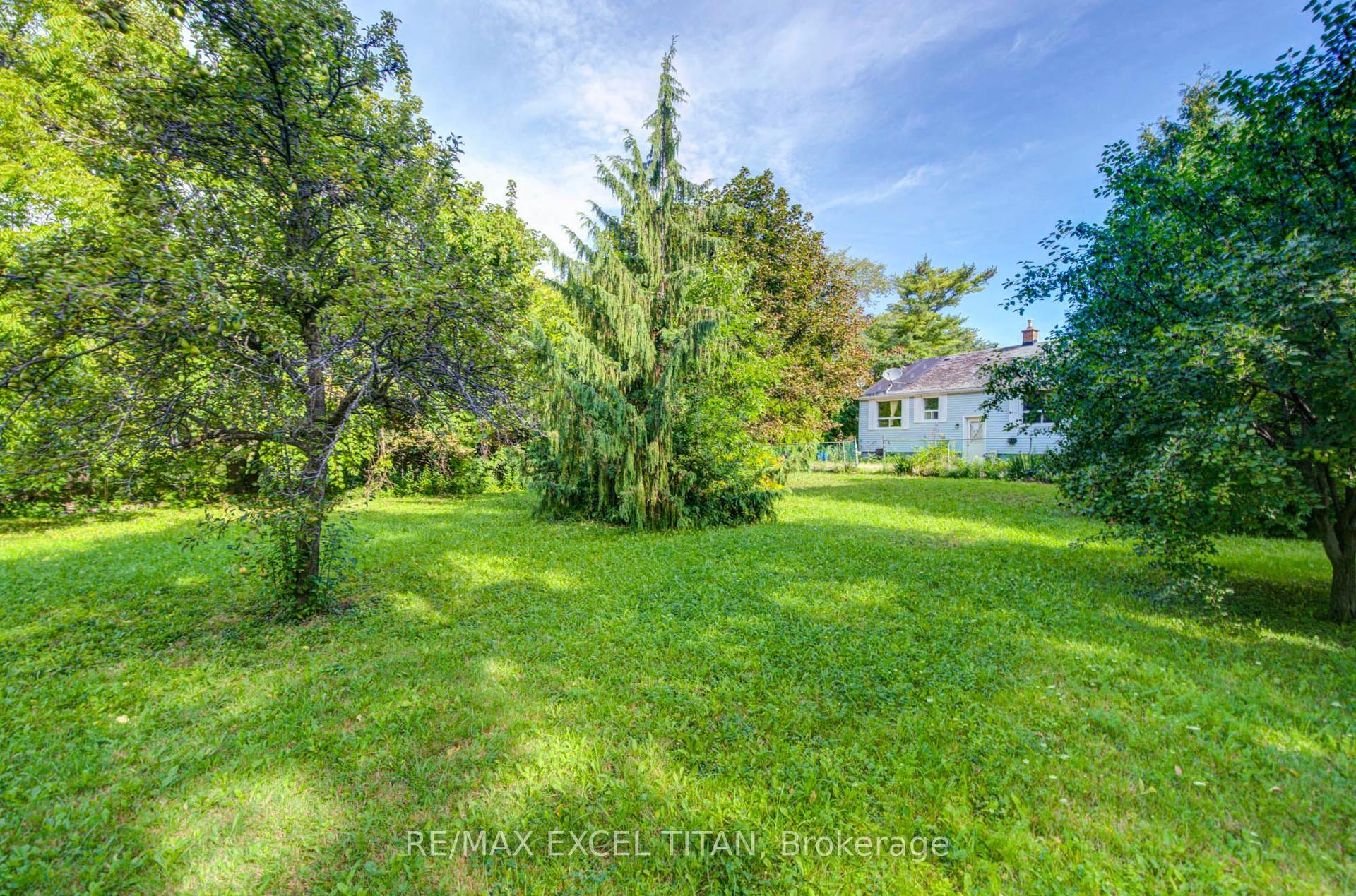 1098 Kent Avenue, Oakville — Detached for sale, photo 1