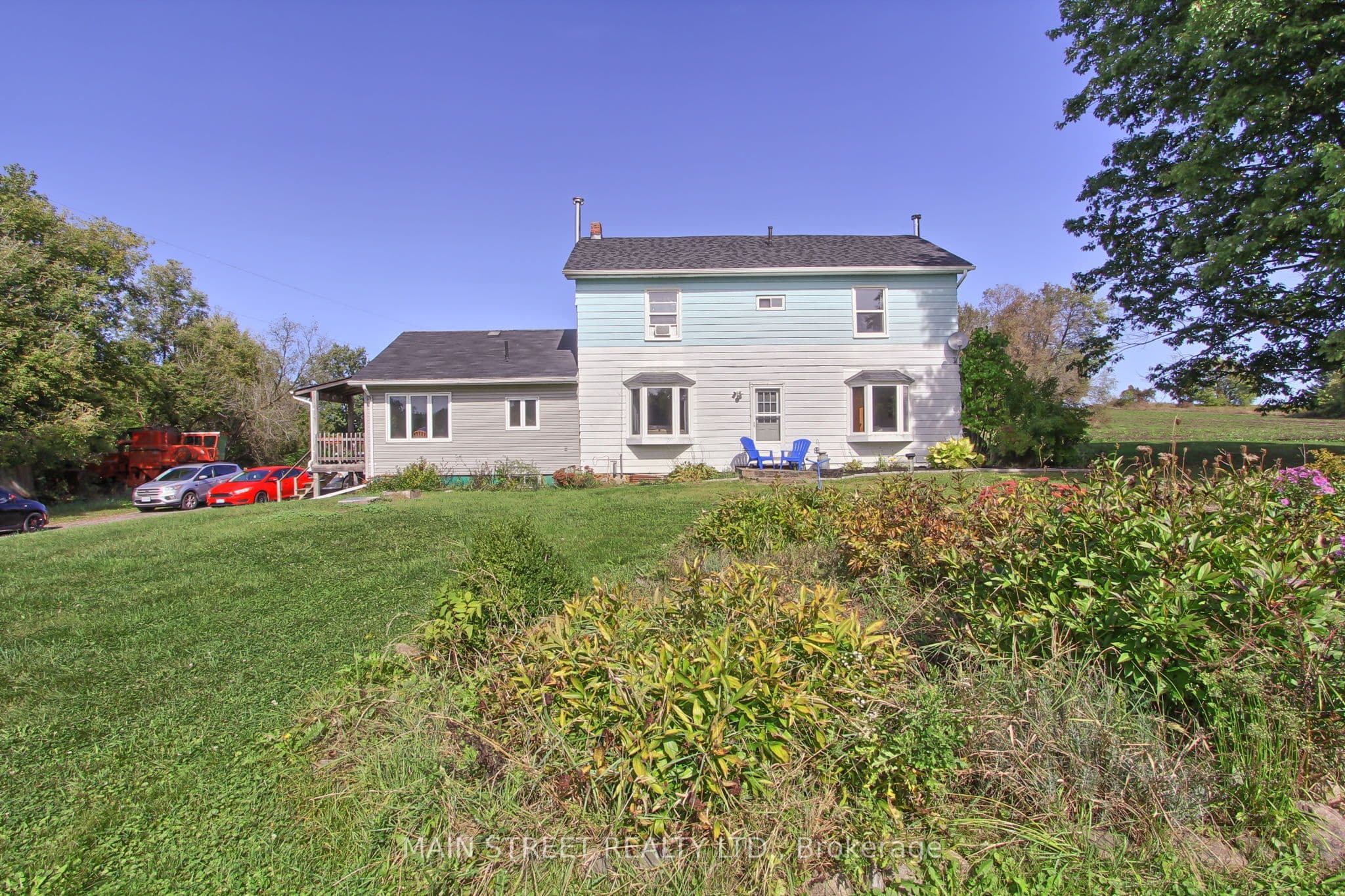 5984 3rd Line — photo 1