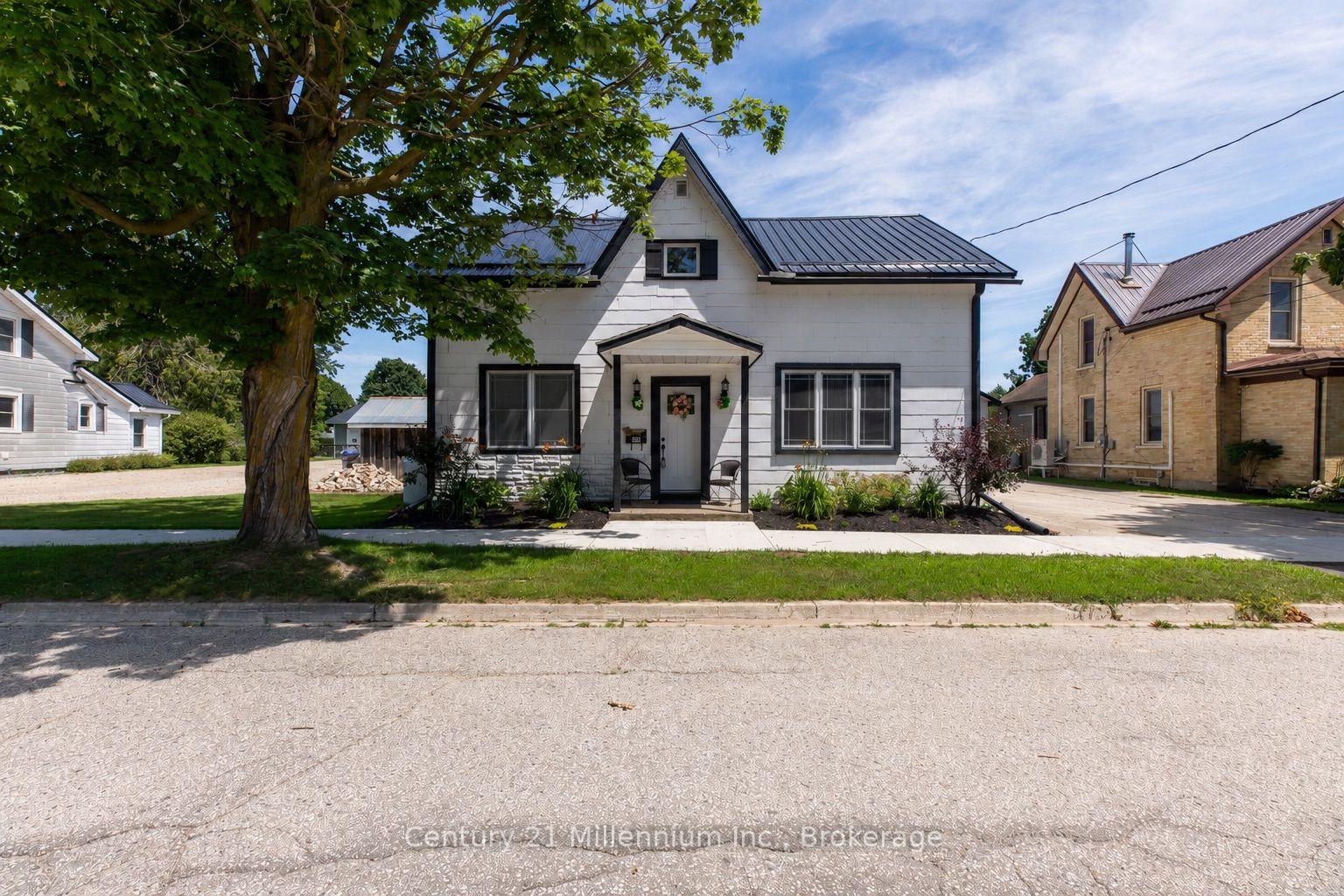 544 Louisa Street, West Grey — Detached for sale, photo 1