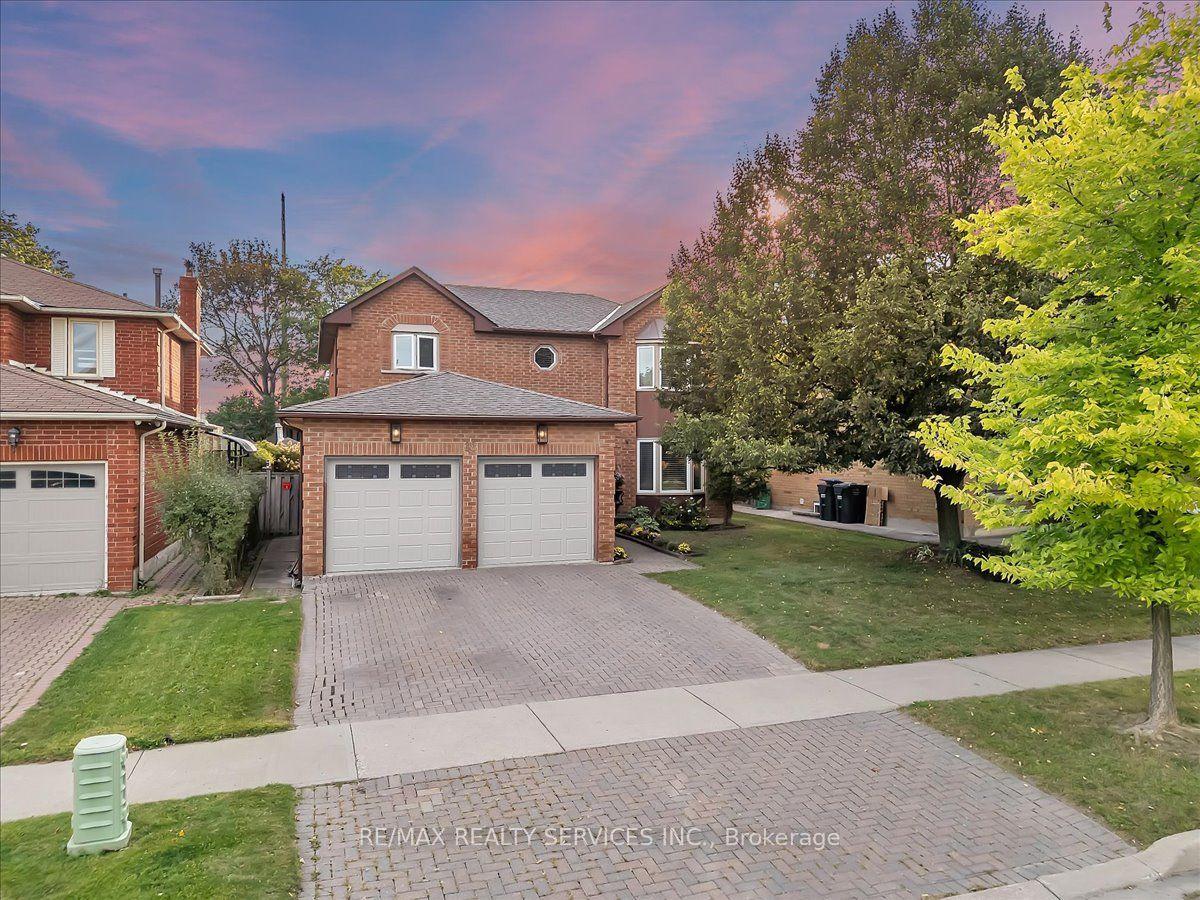 18 corkett Drive, Brampton — Detached for sale, photo 1