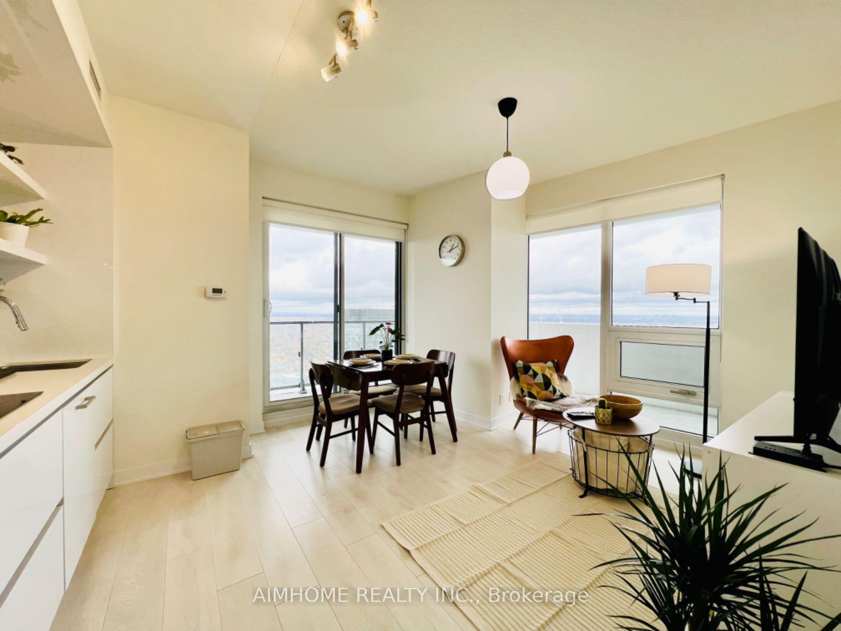 2221 Yonge Street 5202 #5202 — photo 1