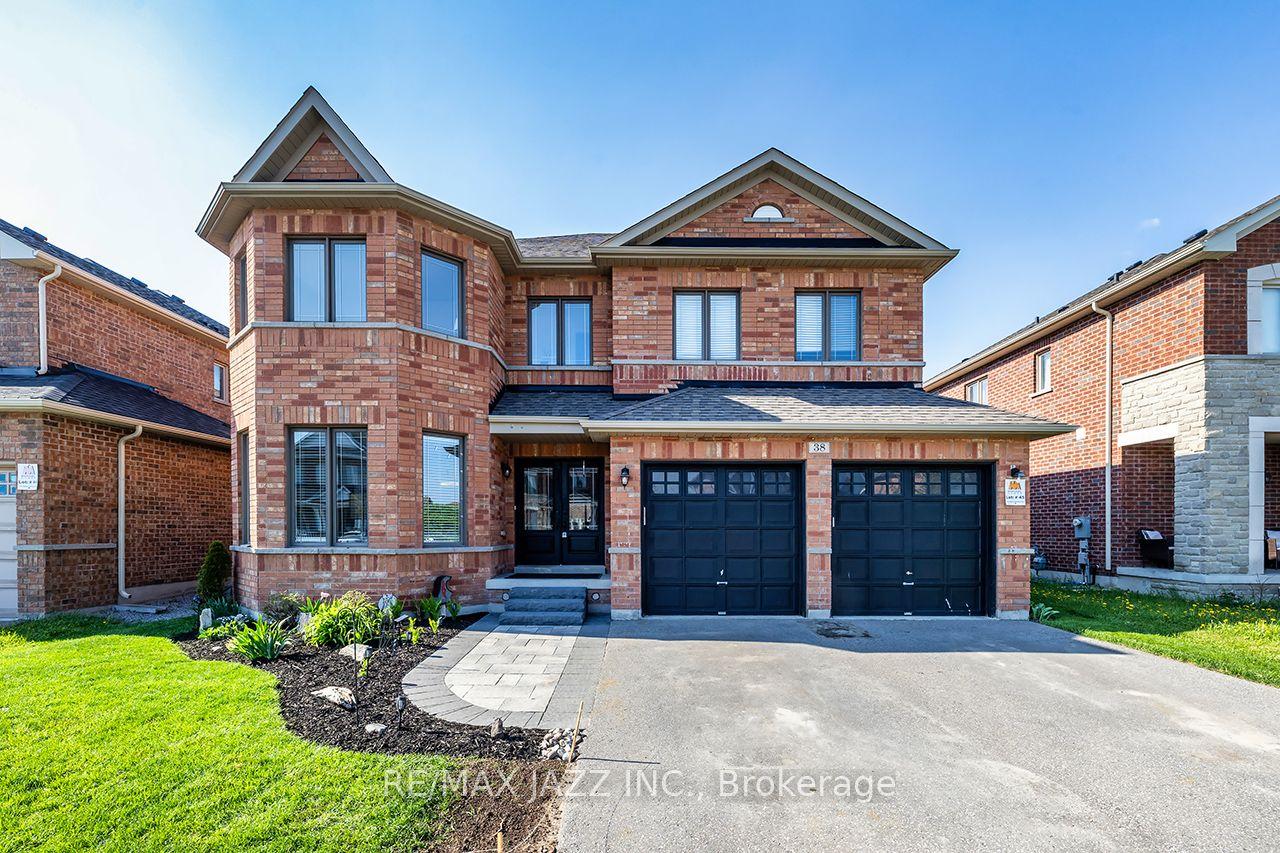 38 Pollock Avenue — photo 1