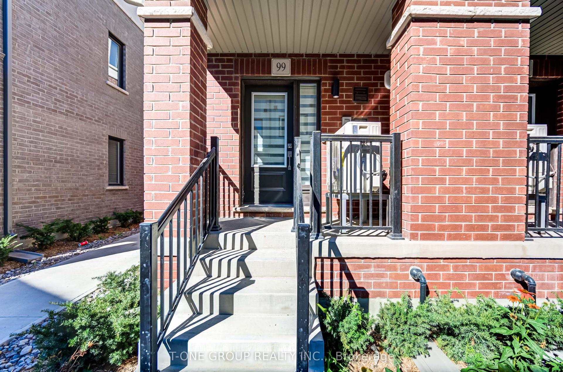 99 Matawin Lane, Richmond Hill — Condo Town for lease, photo 1
