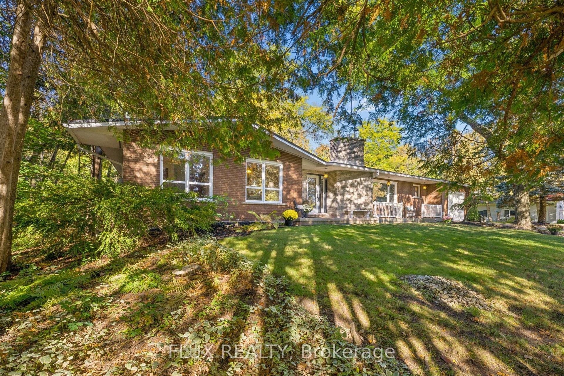 42 Greenwood Road, Woolwich — Detached for sale, photo 1