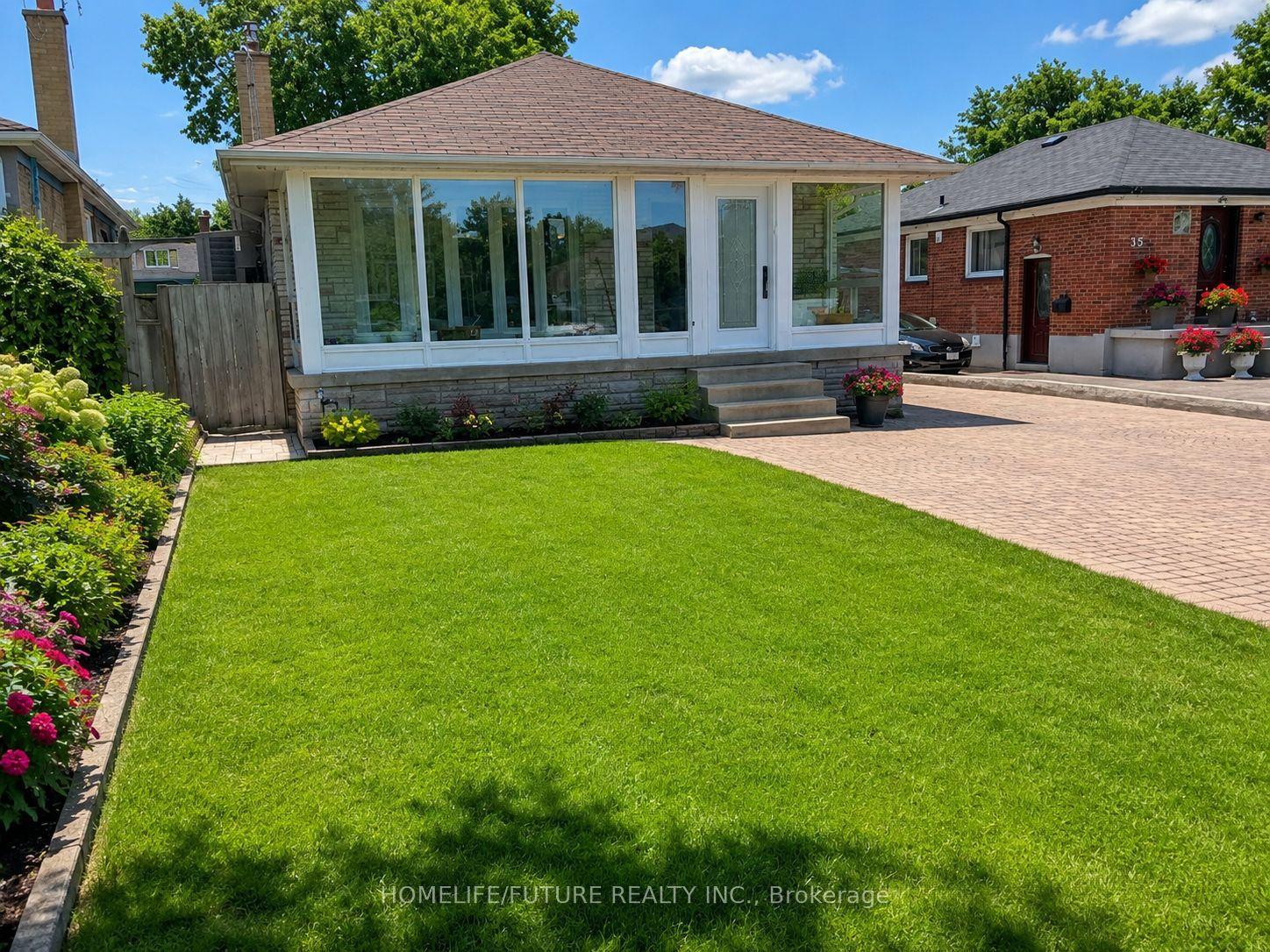 37 Miramar Crescent Upper #Upper — photo 1