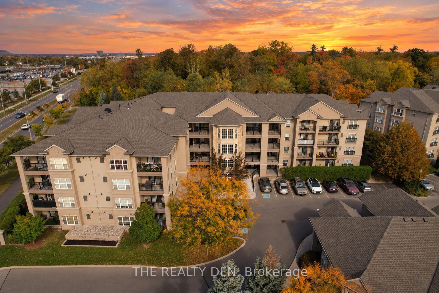 2085 Appleby Line 103 #103, Burlington — Condo for sale, photo 1