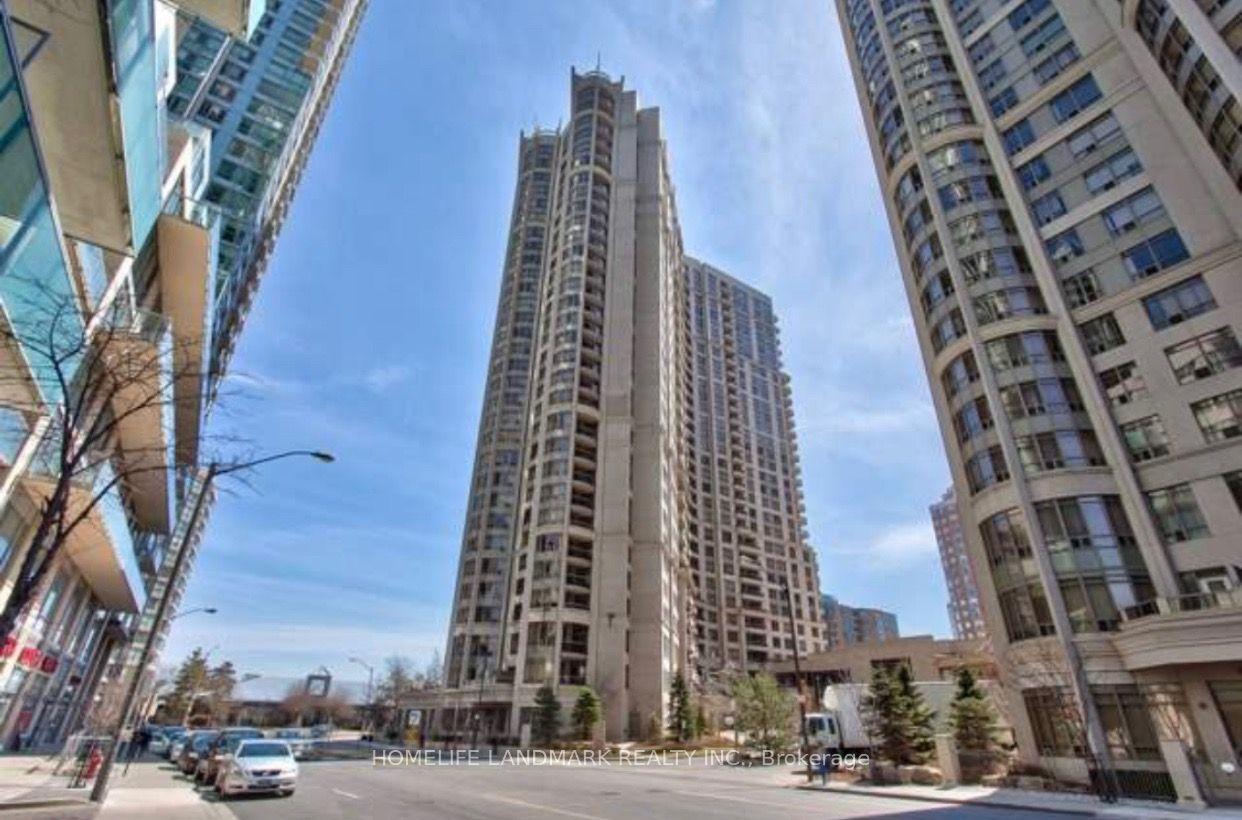 3880 Duke of York Boulevard 816 #816 — photo 1