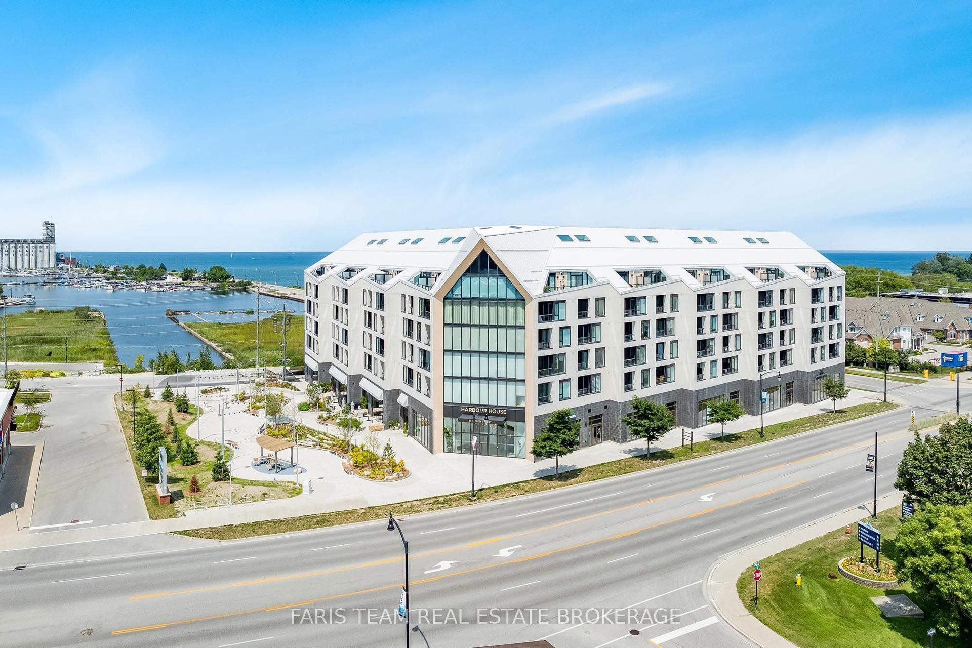31 Huron Street 413 #413, Collingwood — Condo for sale, photo 1