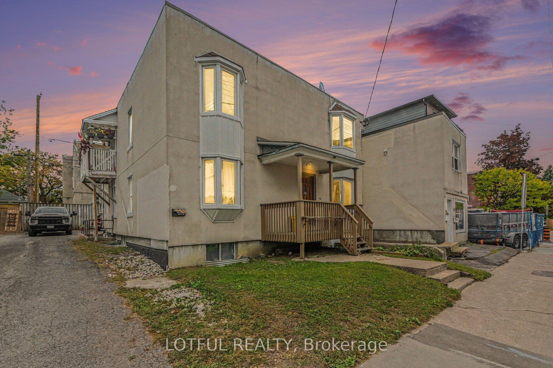 118 Marier Avenue, Vanier and Kingsview Park — Multiplex for sale, photo 1