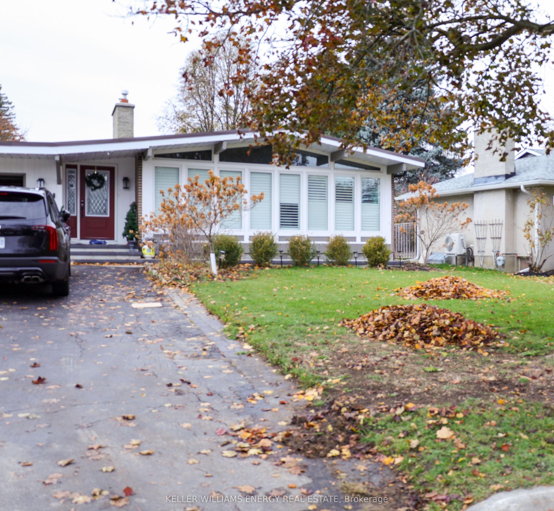 704 Oshawa Boulevard N Basement #Basement — photo 1