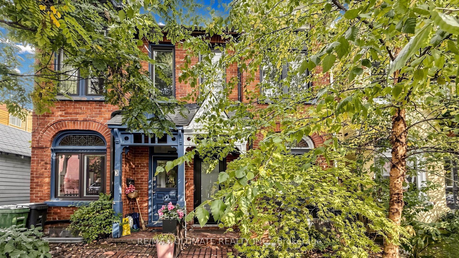 5 Collahie Street, Toronto — Townhouse for lease, photo 1