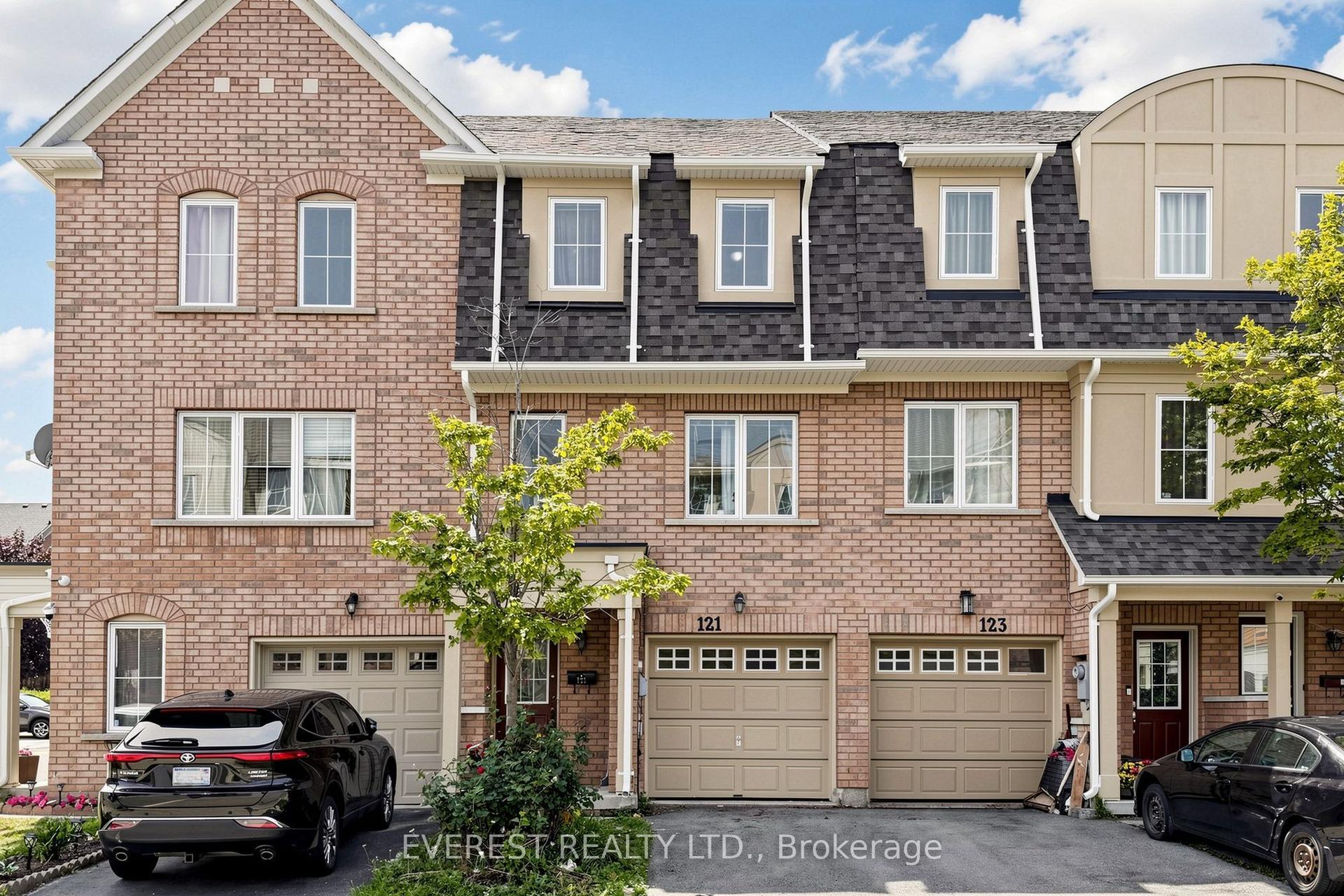 121 Jenkinson Way, Toronto — Condo Town for sale, photo 1