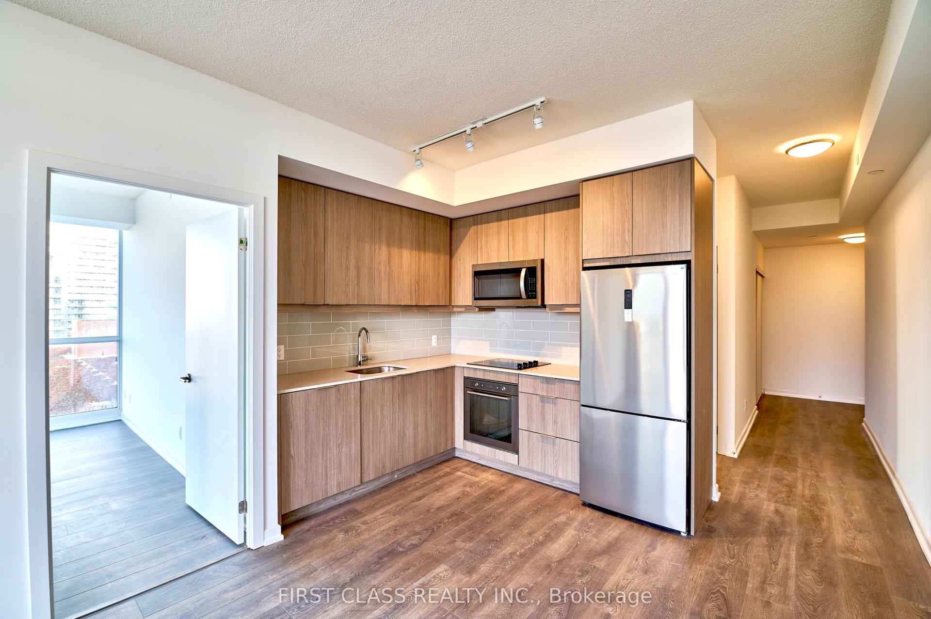36 Forest Manor Road 908 #908 — photo 1