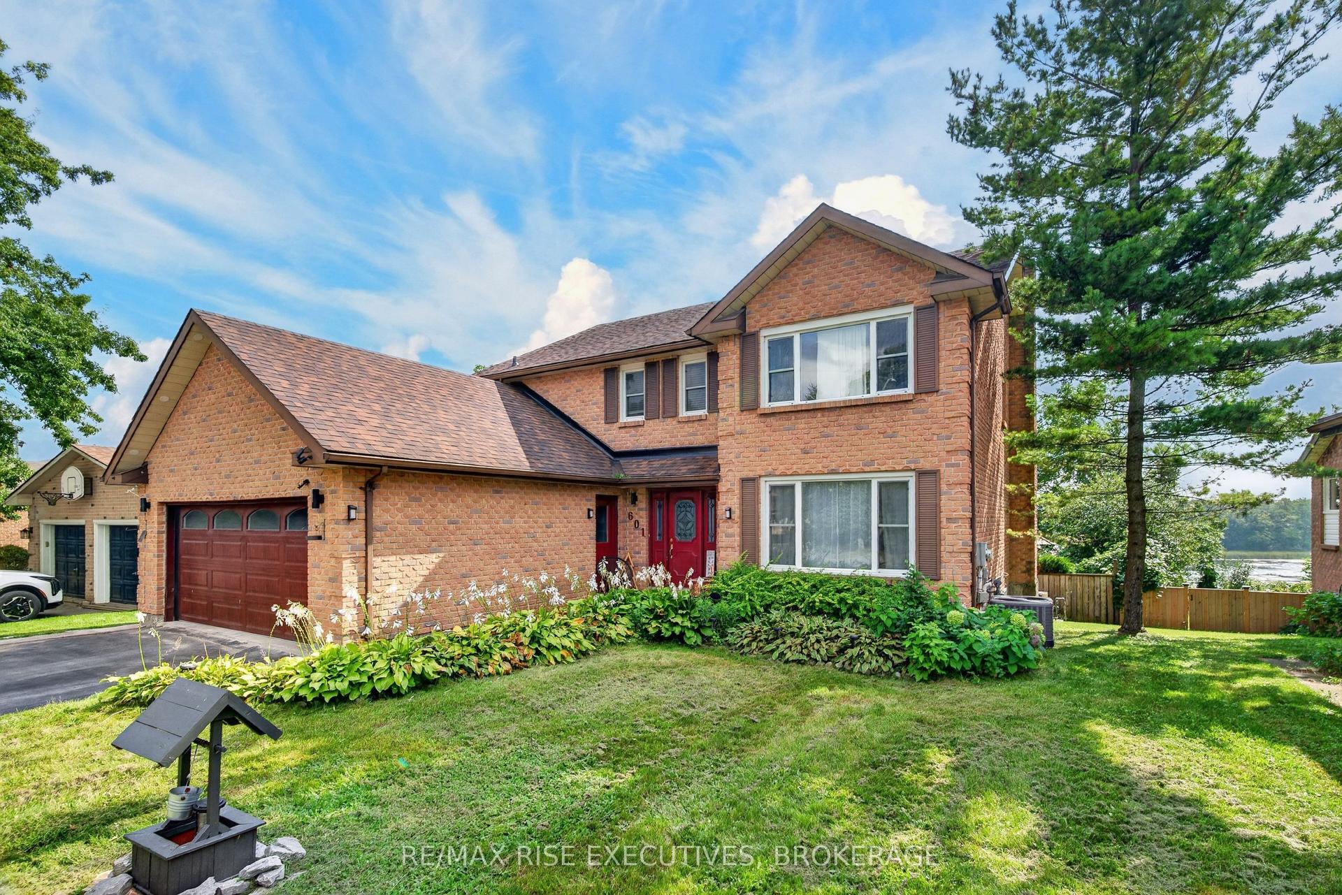 601 Forest Hill Drive, Kingston — Detached for sale, photo 1