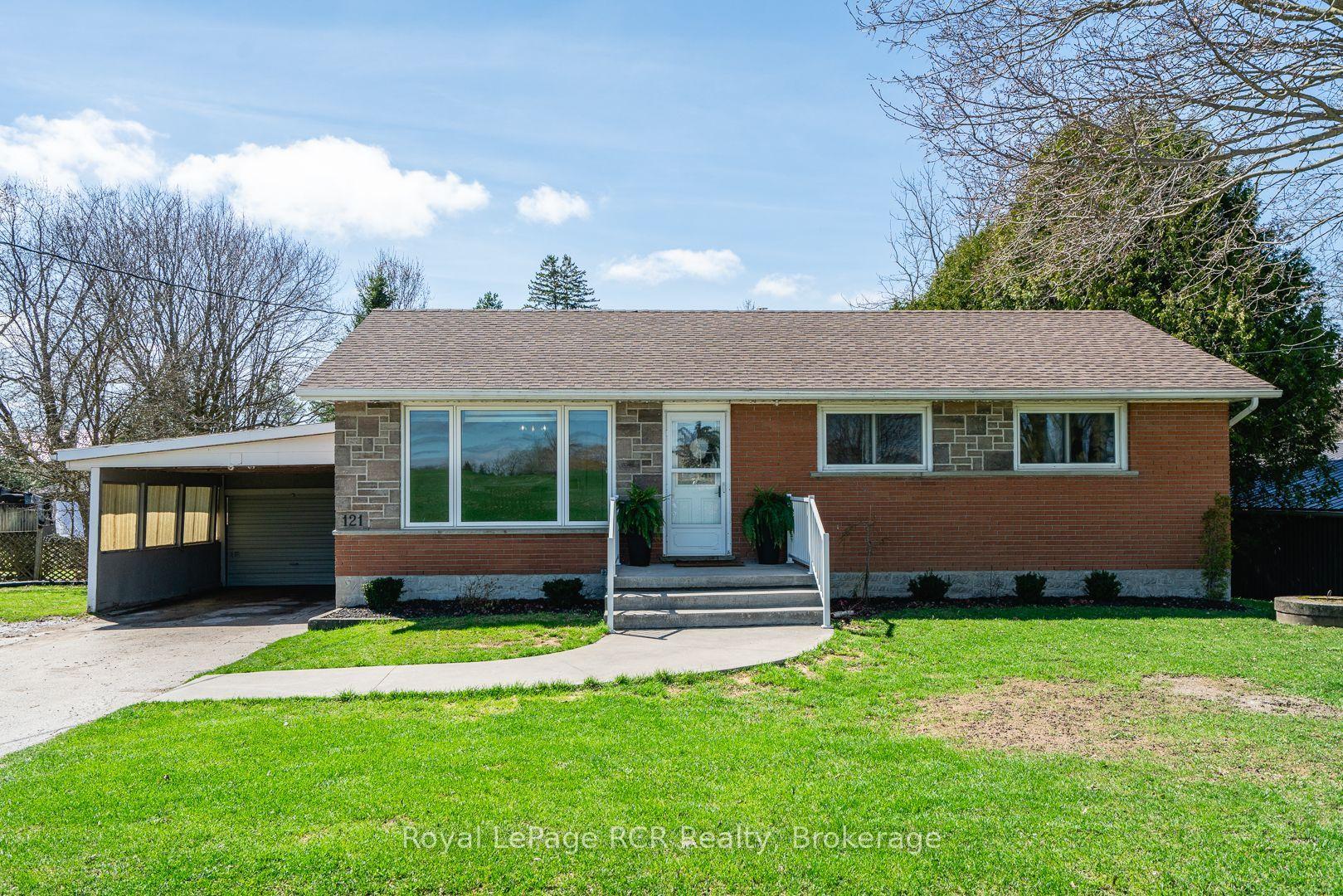 121 Helena Street — photo 1