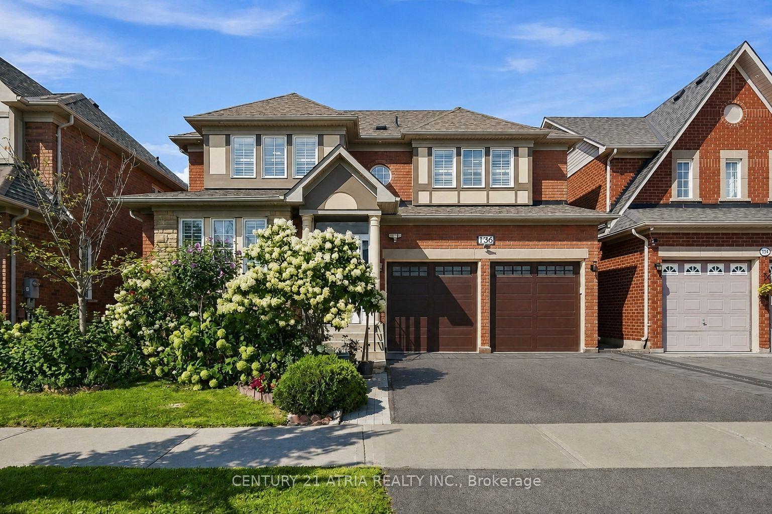 136 Rollinghill Road, Richmond Hill — Detached for sale, photo 1