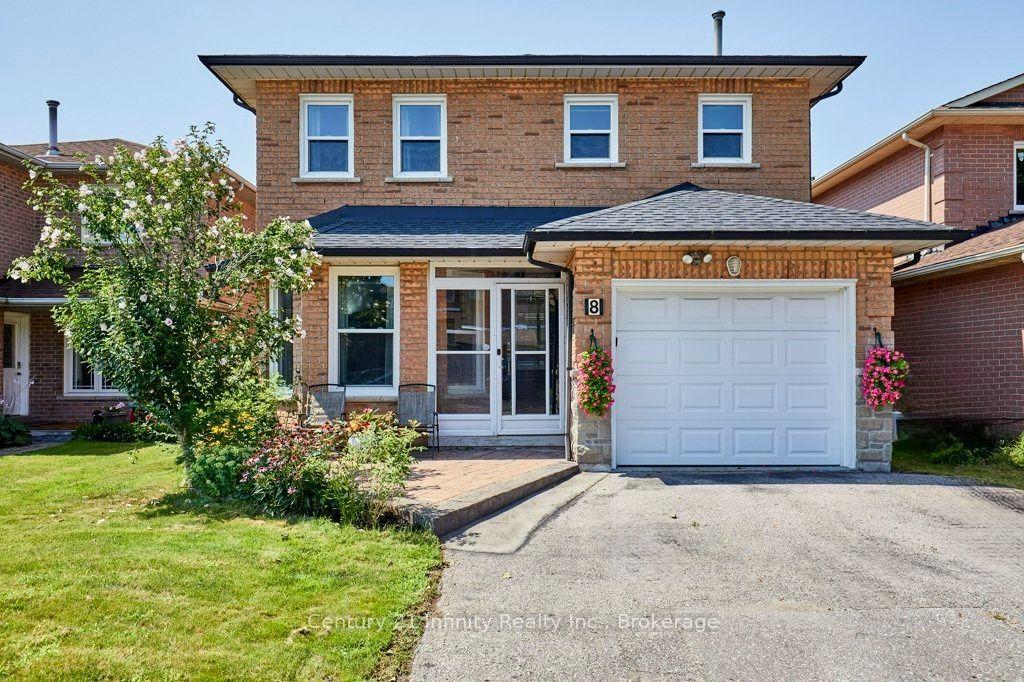 8 Murkar Crescent, Whitby — Detached for sale, photo 1