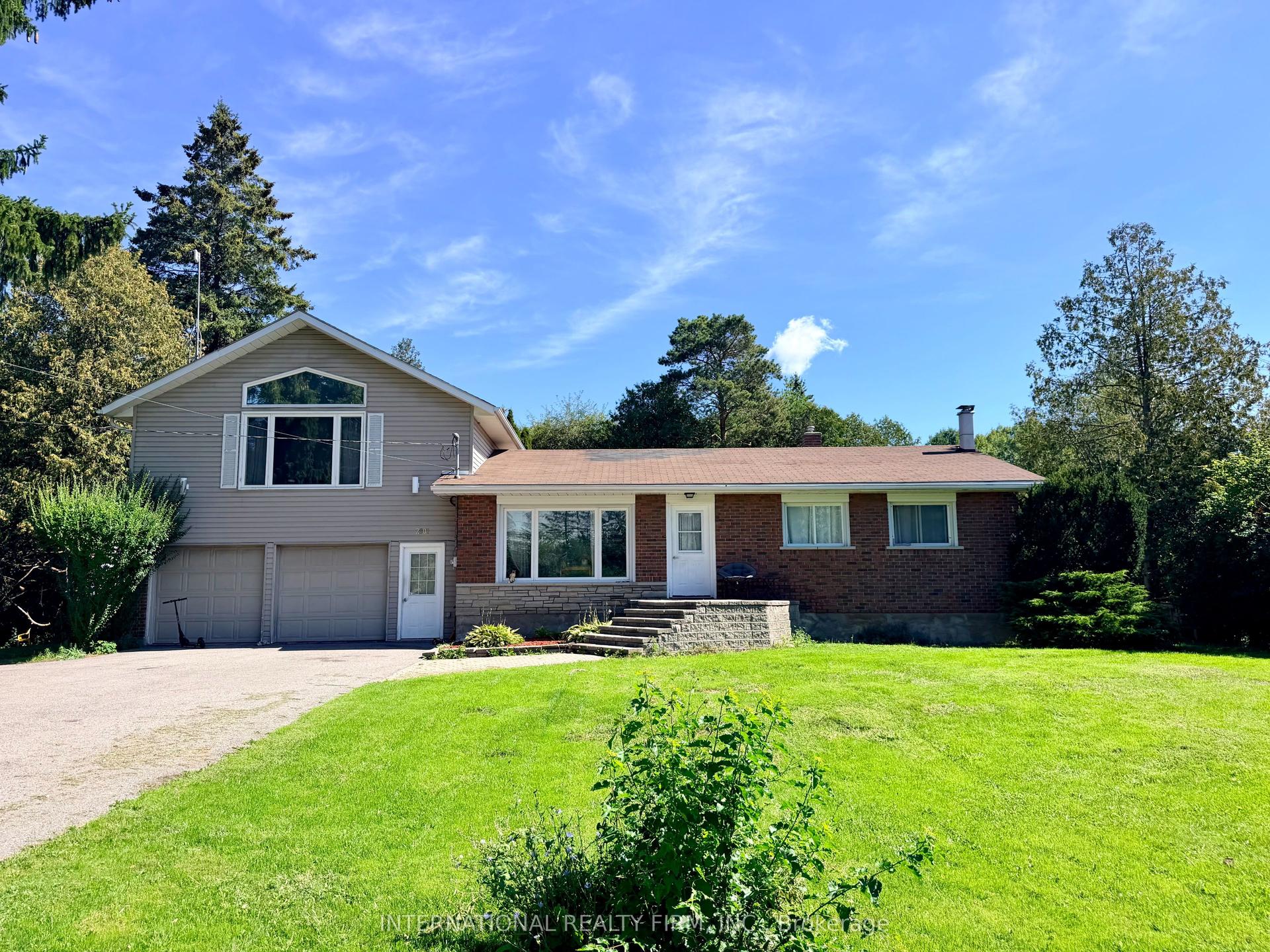 2601 Division Street, Hamilton Township — Detached for sale, photo 1