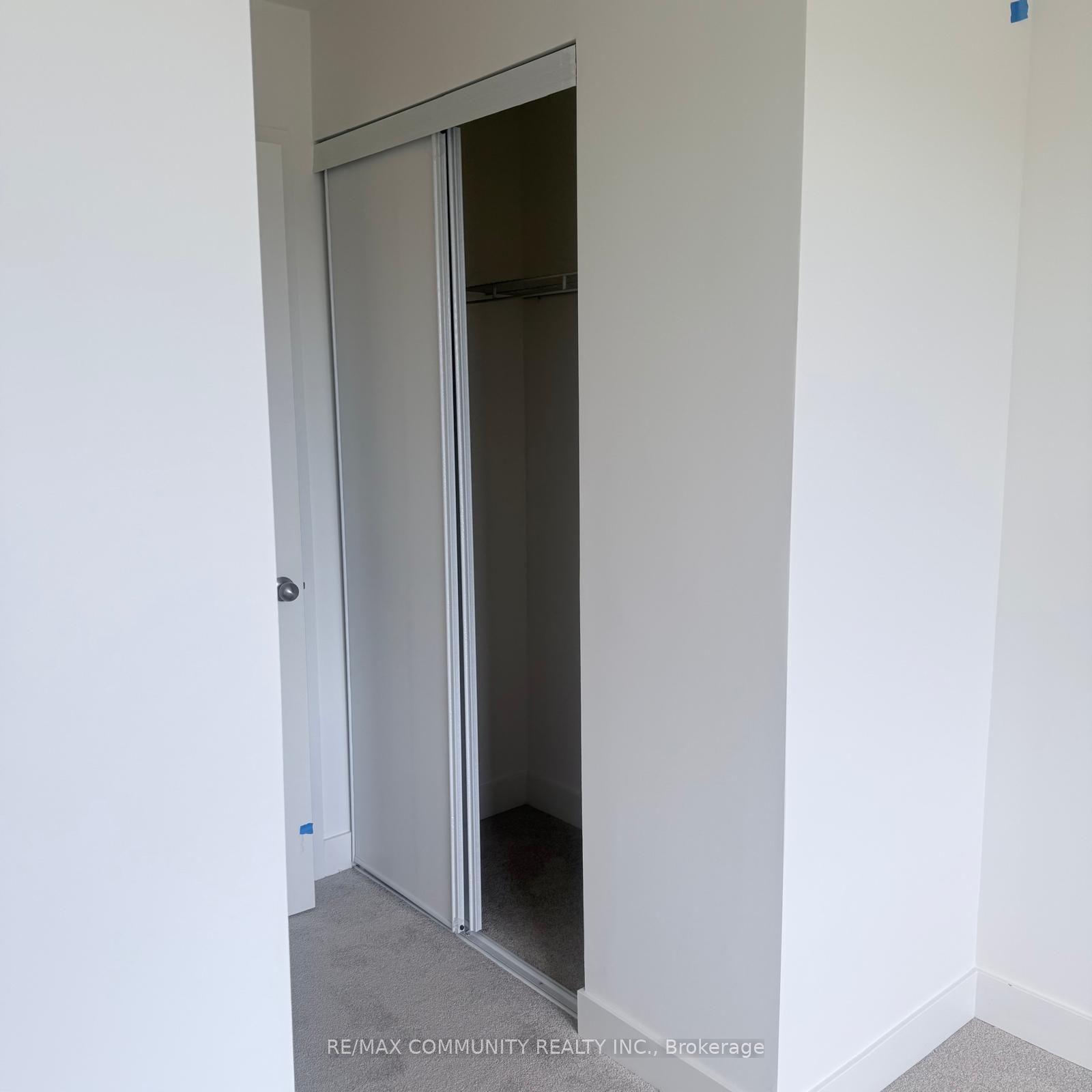 16 Melbourne Avenue 320B #320B — photo 1