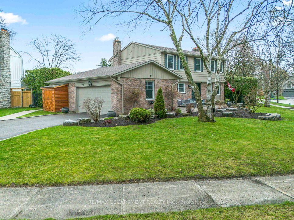 996 Cresthampton Lane — photo 1