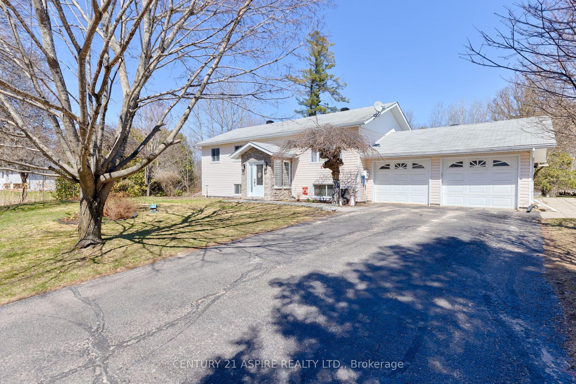 8 Ridge Drive — photo 1