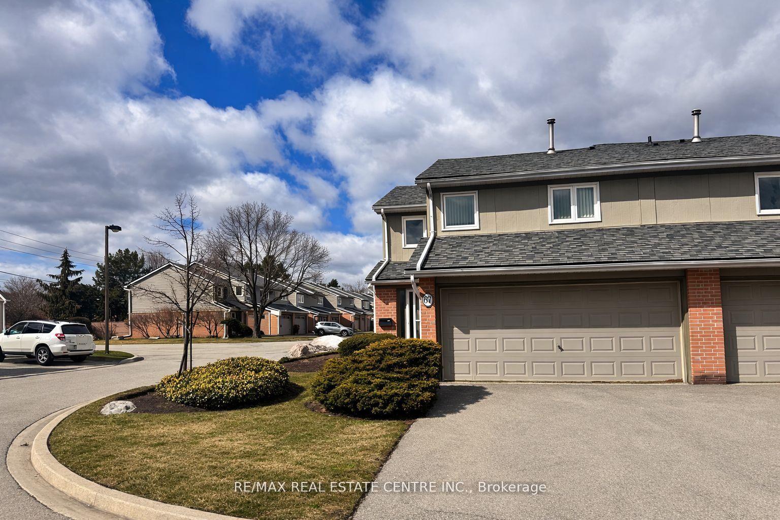 3079 Fifth Line W 67 #67 — photo 1