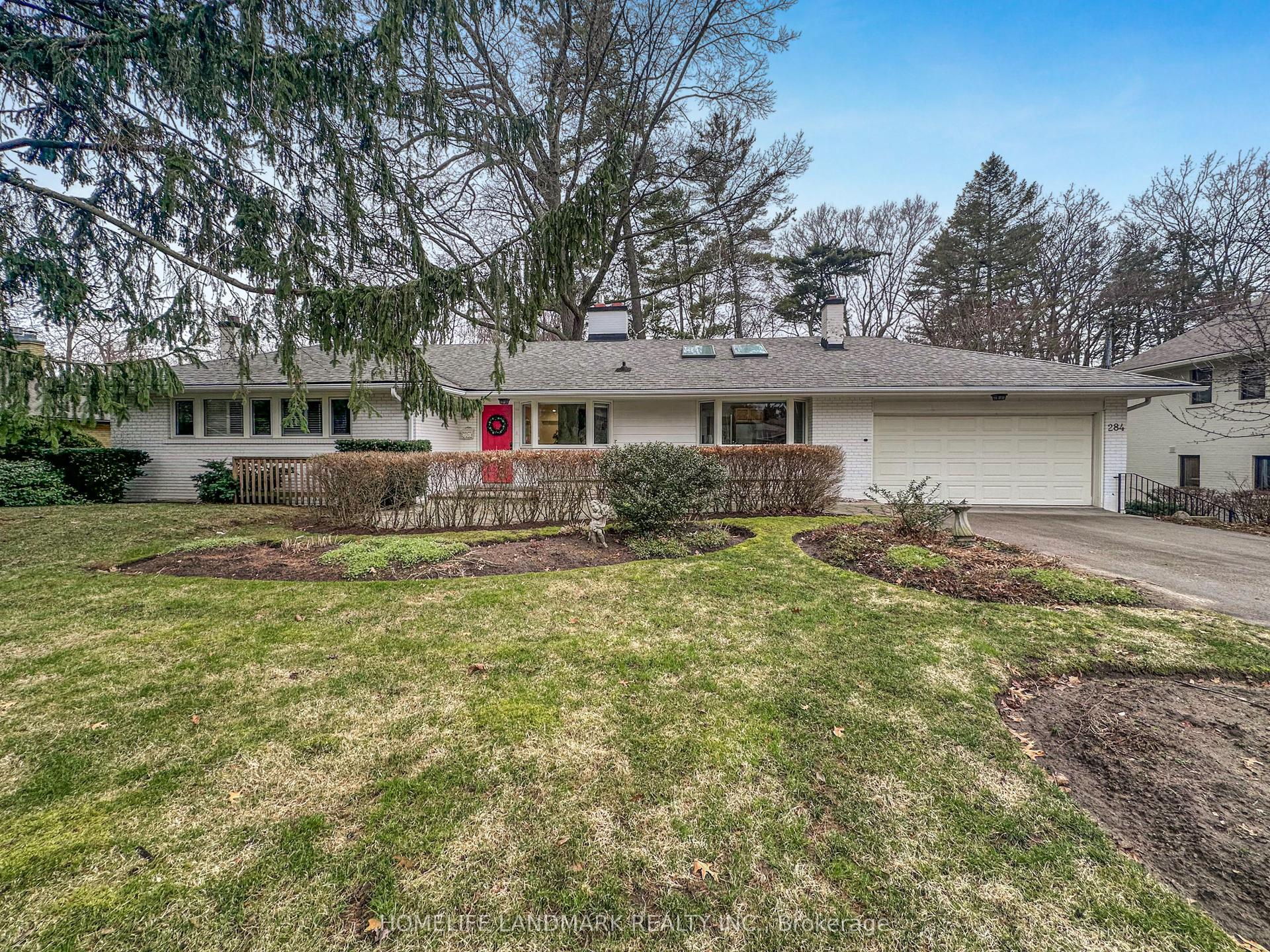284 Woodland Drive — photo 1