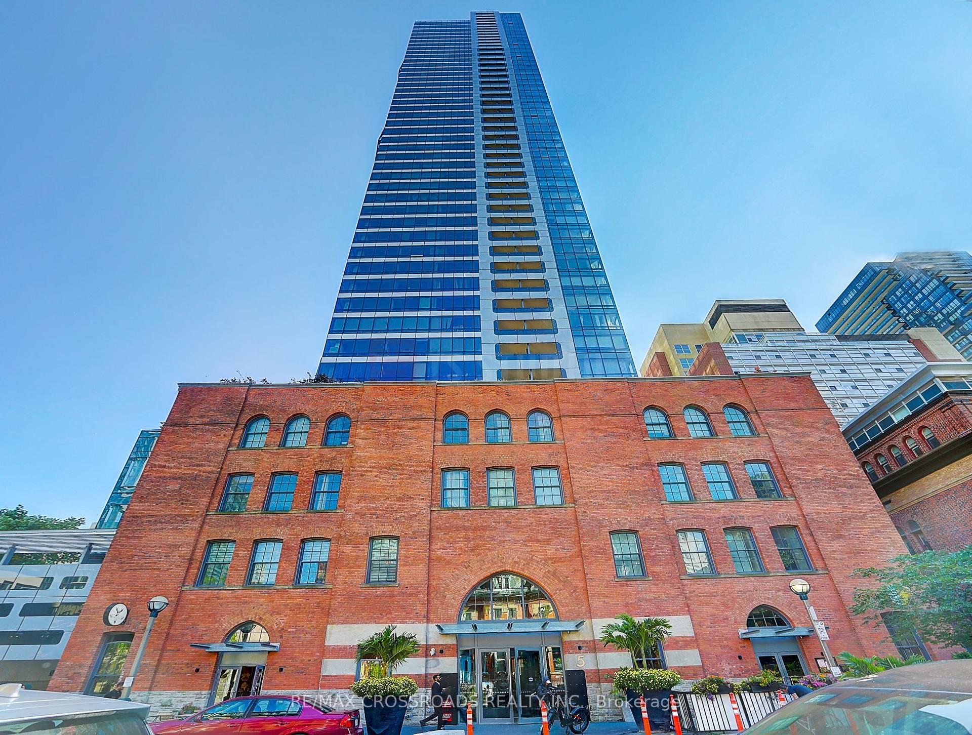 5 St Joseph Street 1604 #1604, Toronto — Condo for lease, photo 1