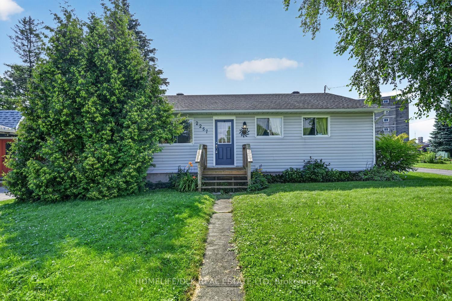 2257 Dundas Street, Edwardsburgh/Cardinal — Detached for sale, photo 1