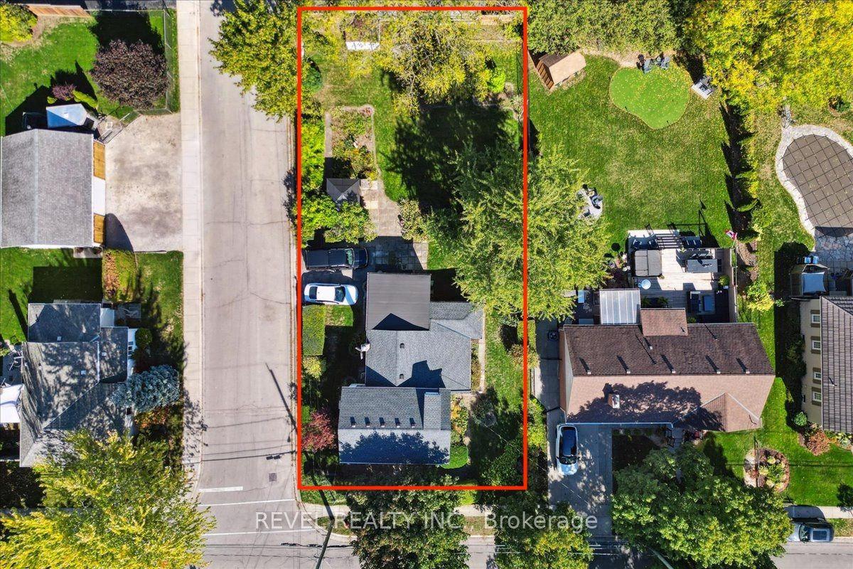 250 Mill Street N — photo 1