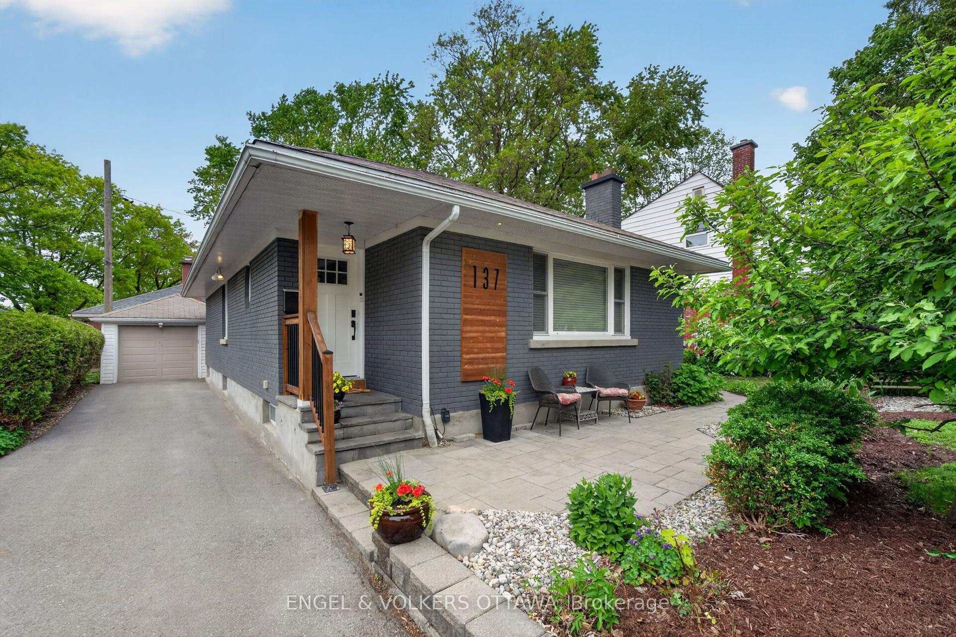 137 Rachael Avenue — photo 1