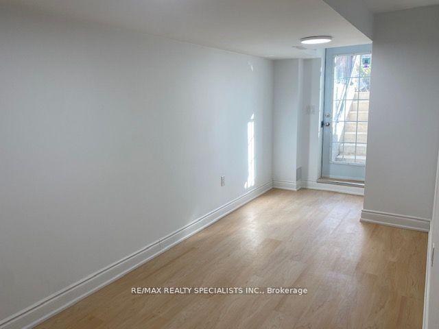 886 Francine Crescent Lower #Lower, Mississauga — Semi-Detached for lease, photo 1