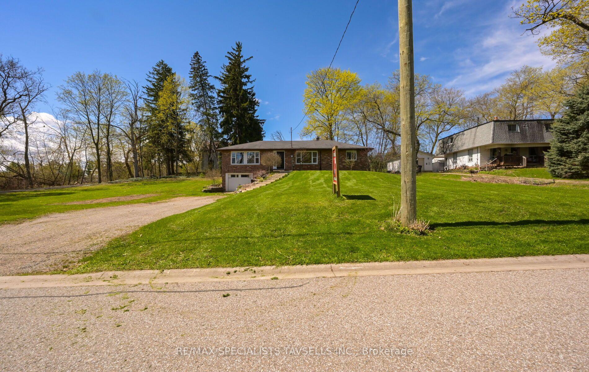10 Victoria Street — photo 1