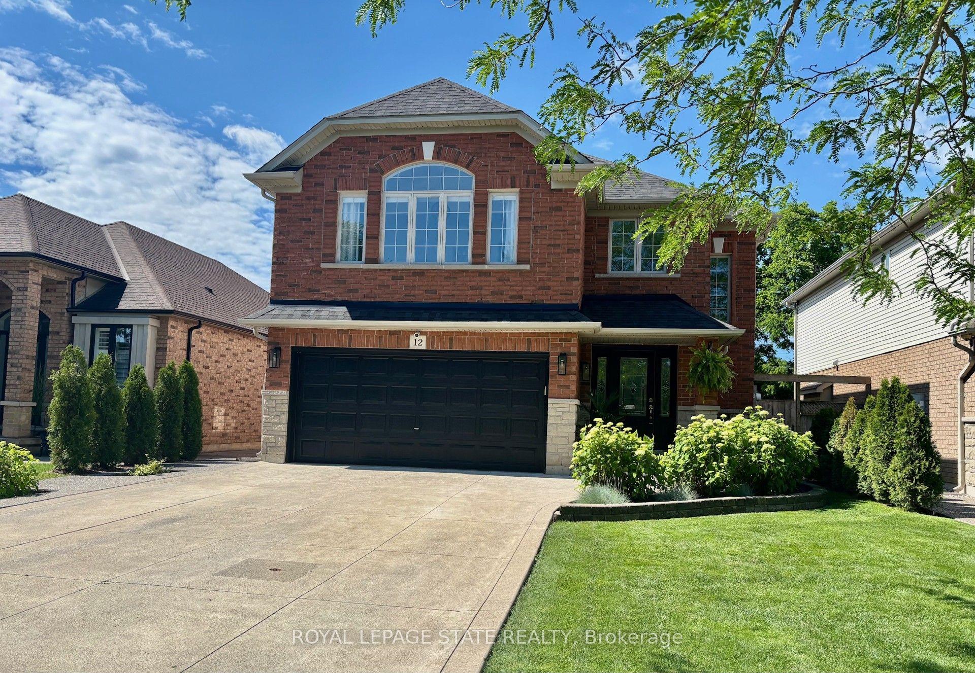 12 Wills Crescent — photo 1