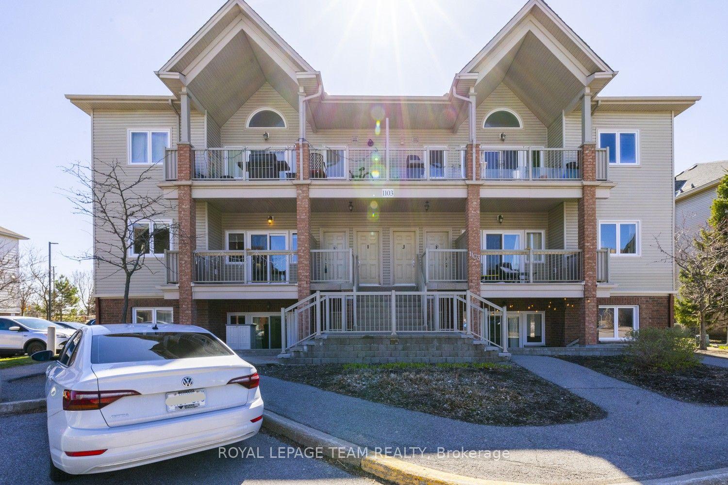 1103 STITTSVILLE MAIN Street E #E — photo 1